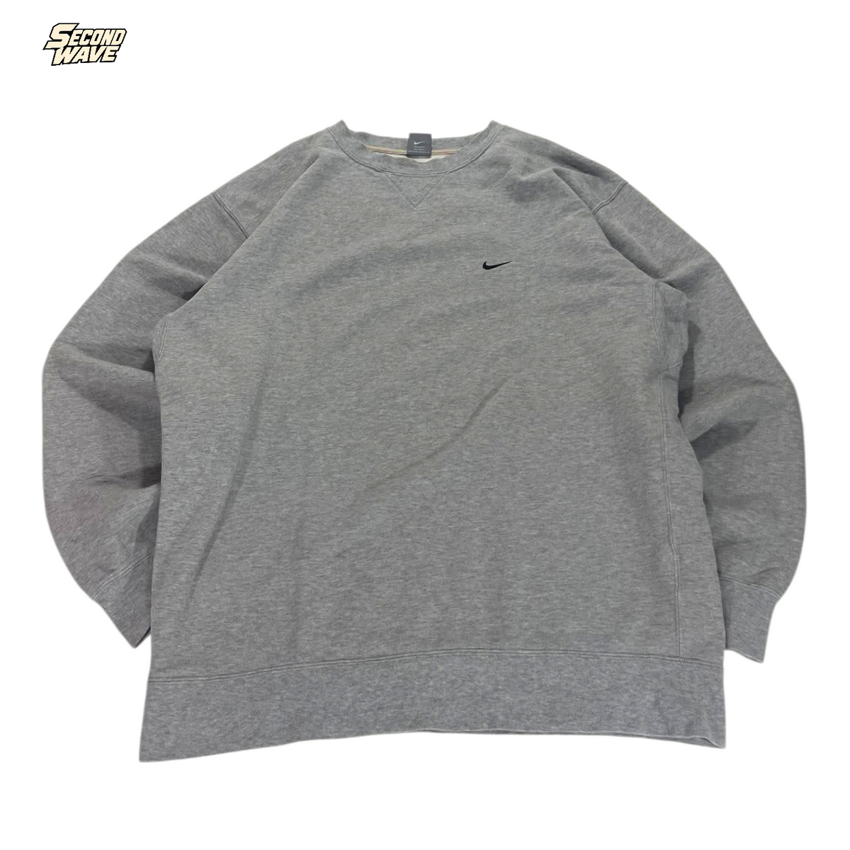 VINTAGE NIKE GRAY CREWNECK (BEST FIT LARGE)