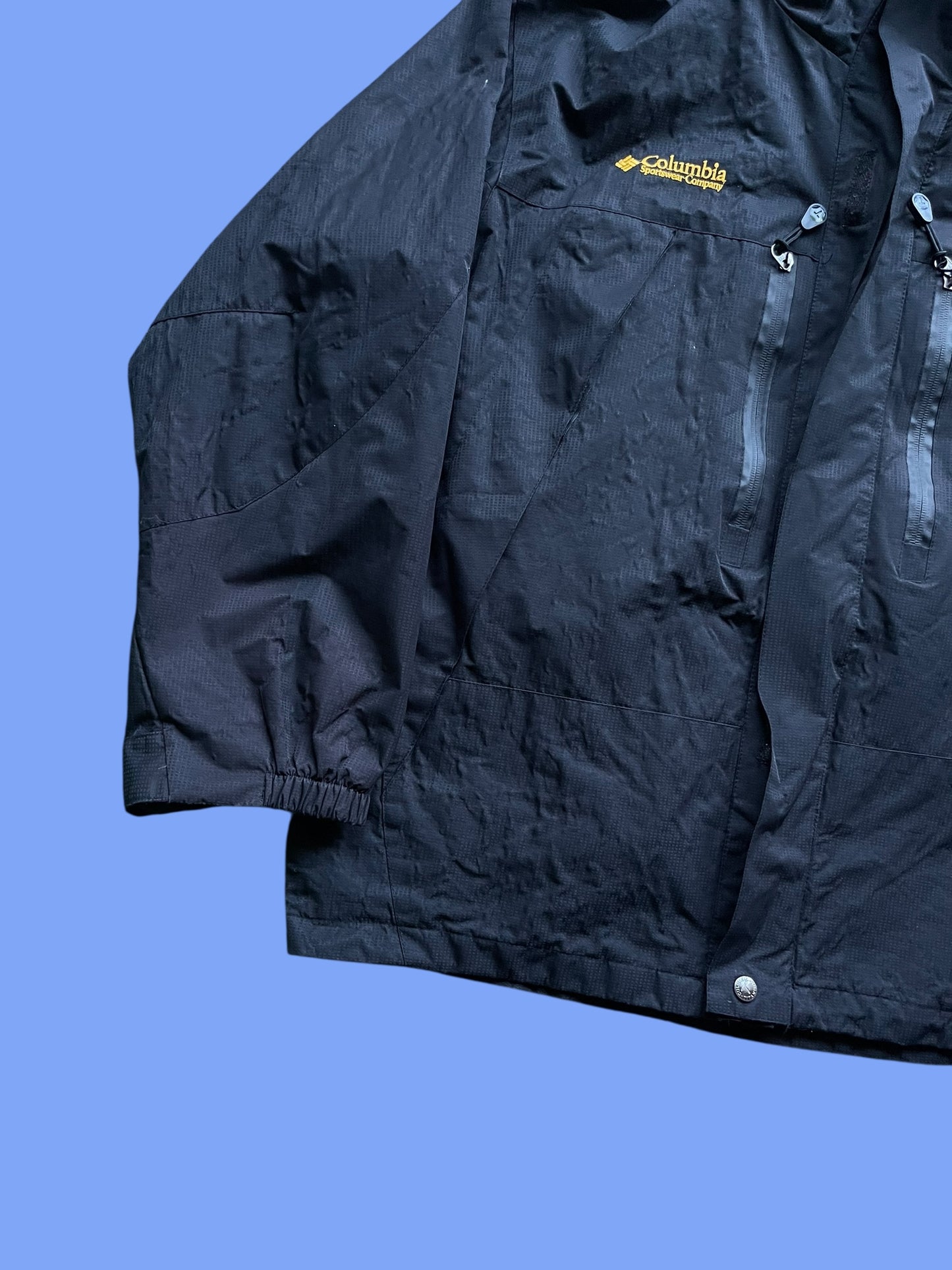 COLUMBIA OMNI TECH WATERPROOF JACKET (L)