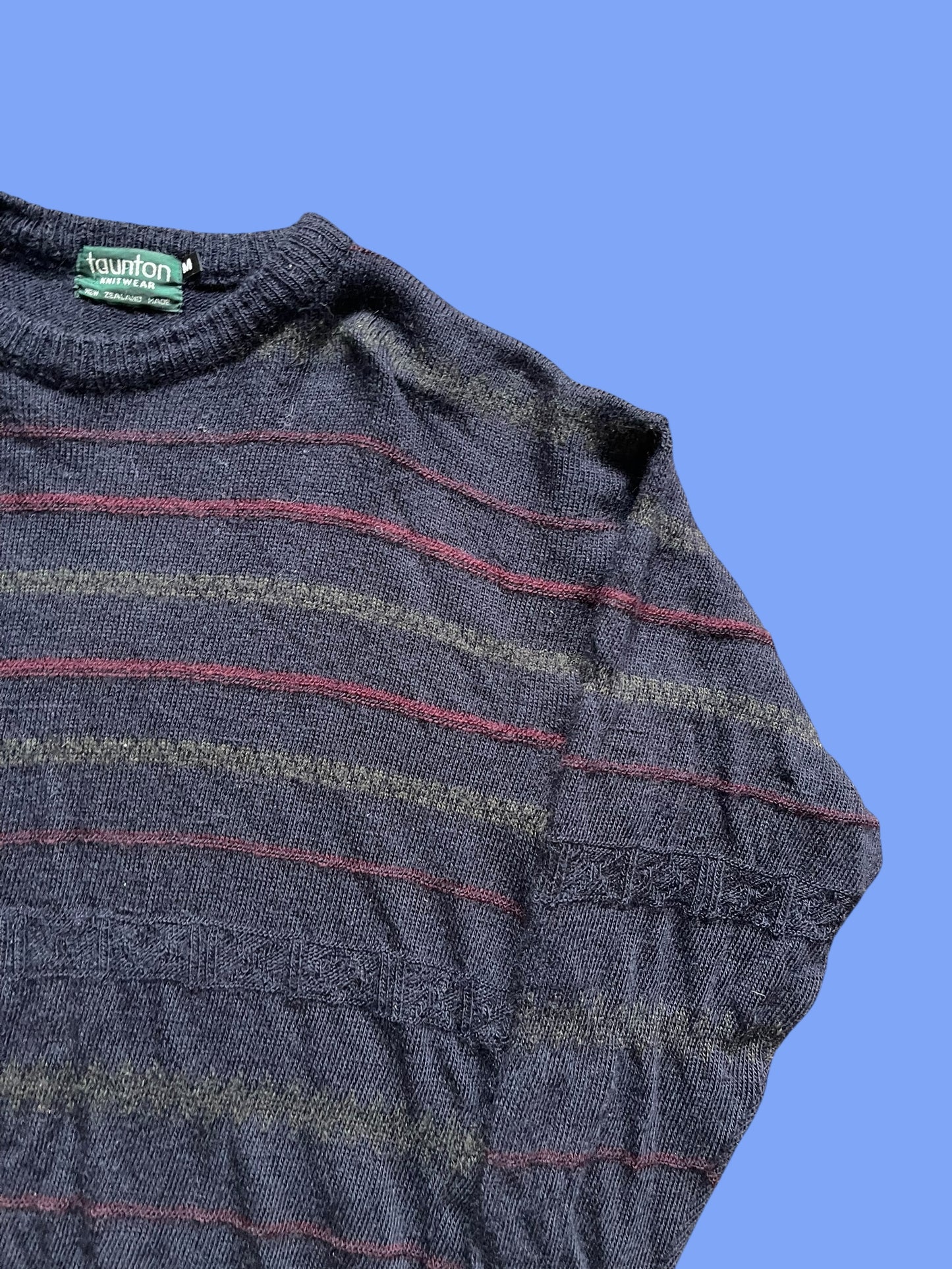 TAUNTON 100% WOOL SWEATER (M)