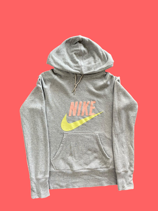 CLASSIC NIKE HOODIE (M)