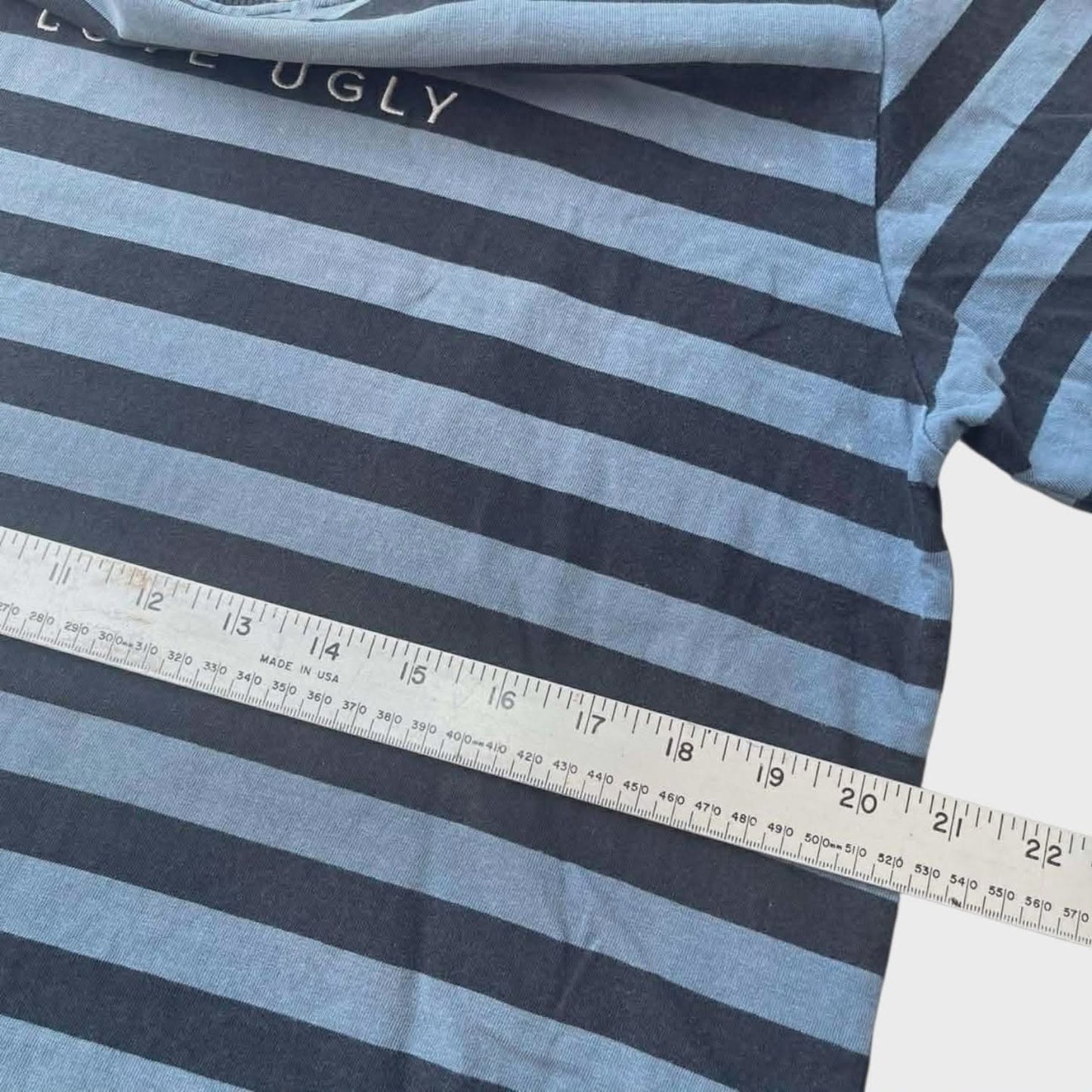 CLASSIC I LOVE UGLY ESSENTIAL SHIRT (L)
