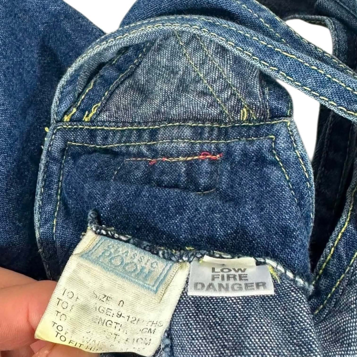 DISNEY WINNIE THE POOH BLUE DENIM OVERALLS (9-12 MONTHS)