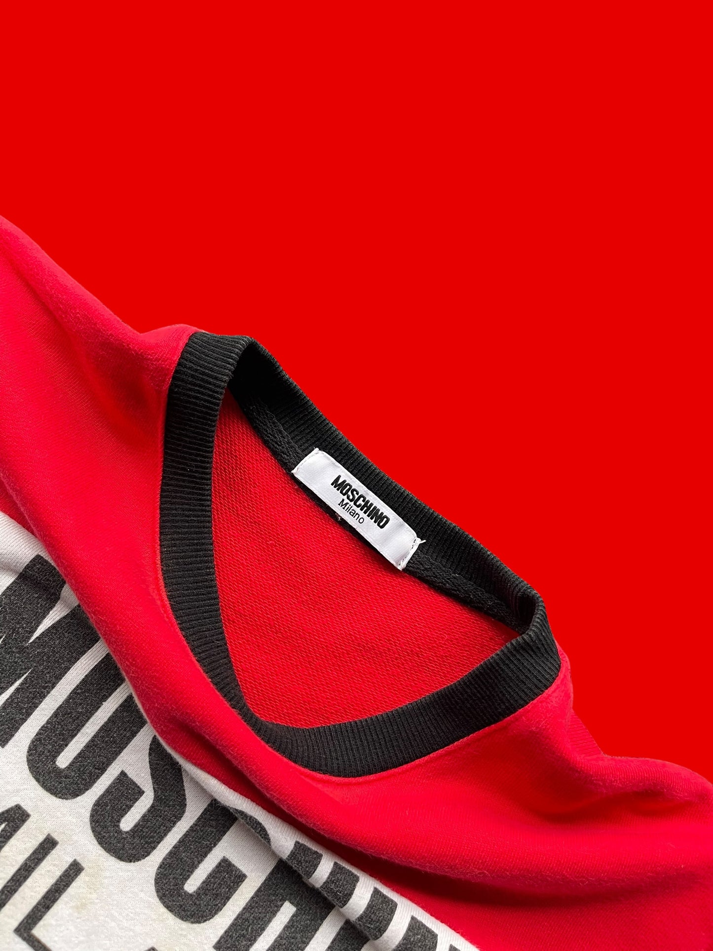 VINTAGE MOSCHINO CREWNECK (S/M)