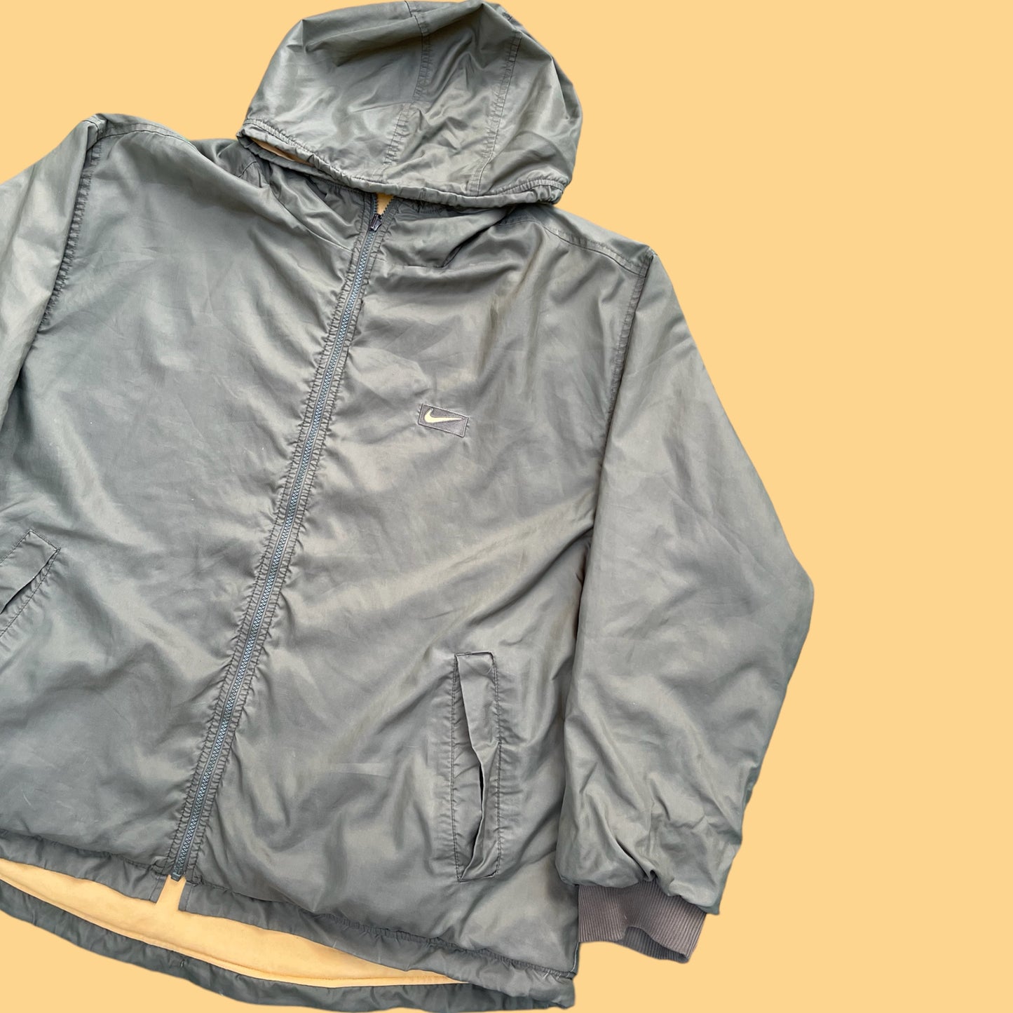 VINTAGE REVERSIBLE NIKE JACKET (XL)