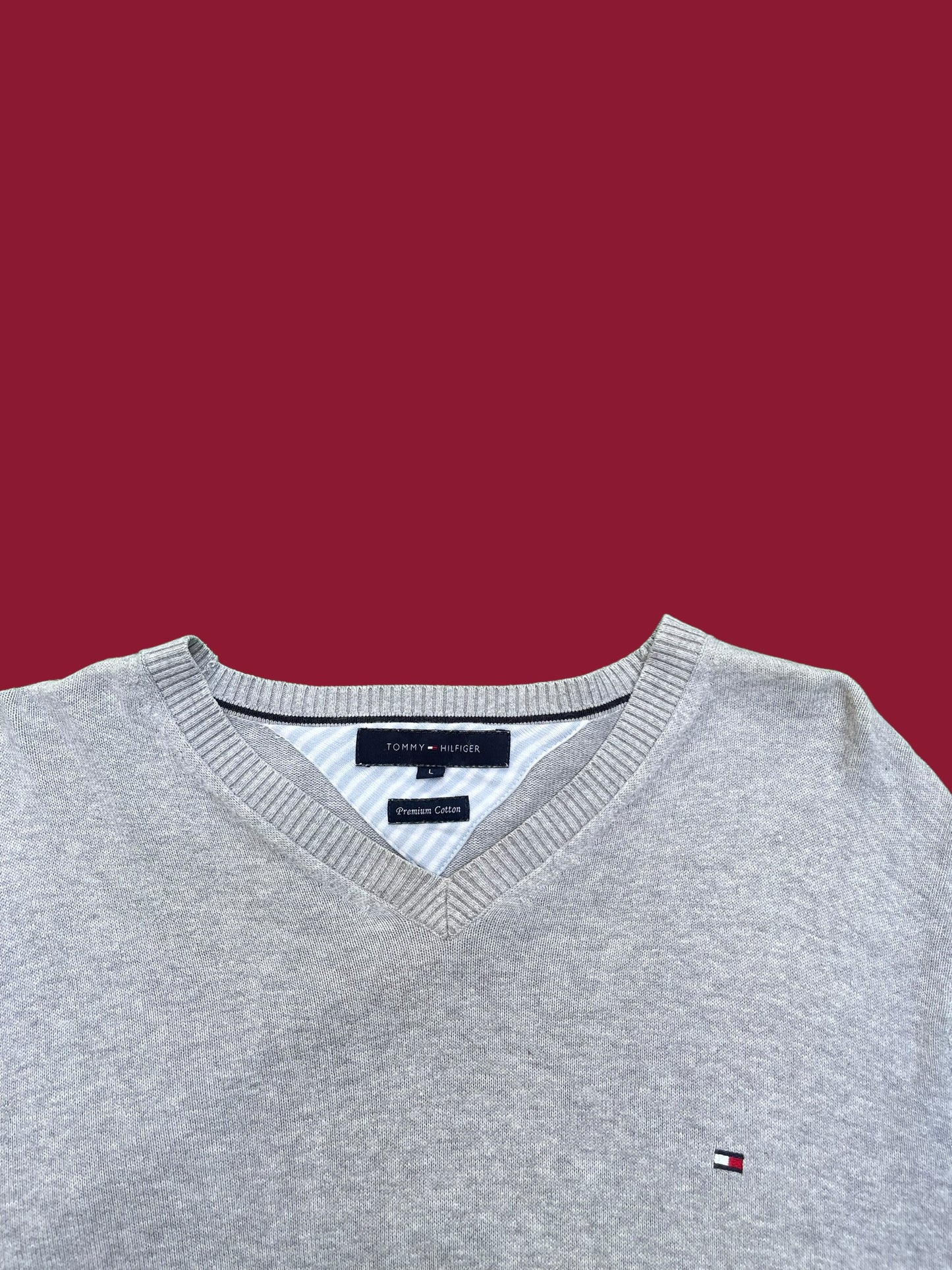 TOMMY HILFIGER SWEATER (L)