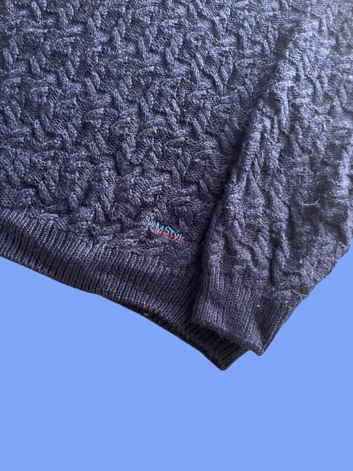 VINTAGE 100% WOOL MADE IN NZ KNIT SWEATER (L)