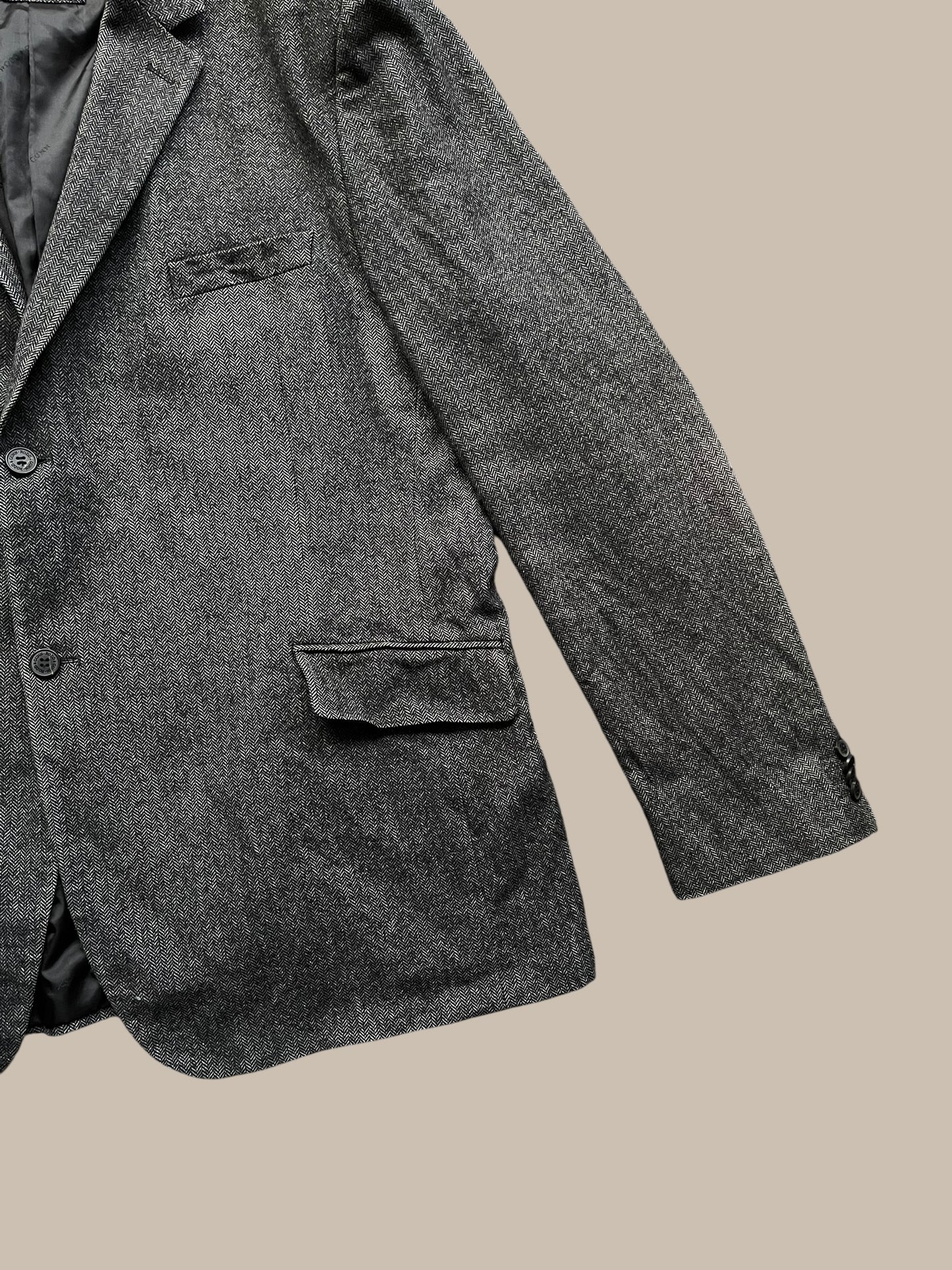 WOVEN IN ITALY RODD N GUNN SUIT (XL)