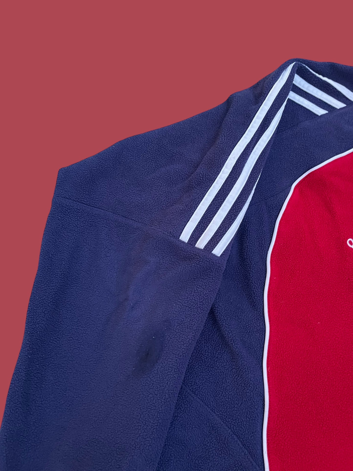 VINTAGE ADIDAS QUARTERZIP FLEECE (M/L)