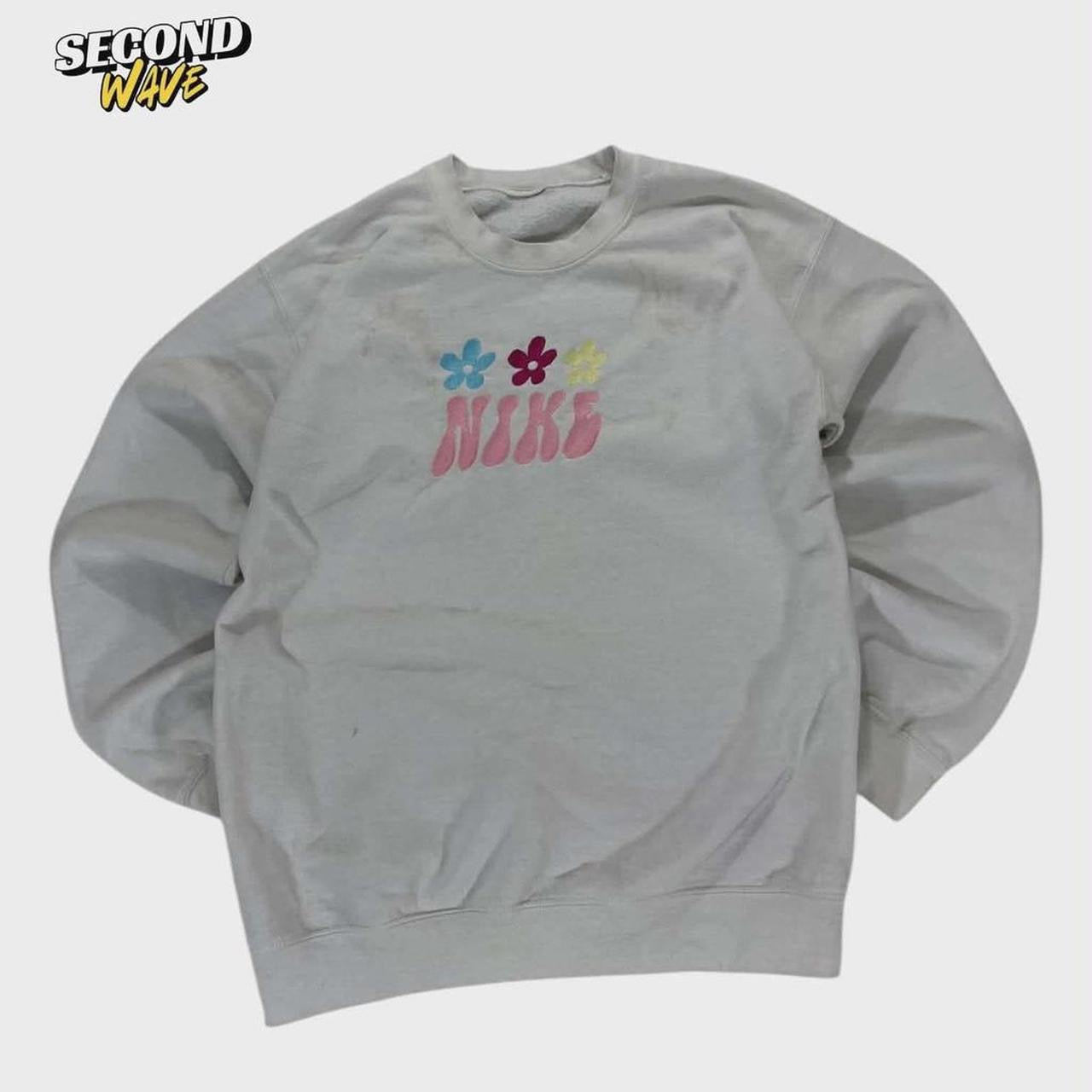 TRASHED BL NIKE CREWNECK SWEATSHIRT WITH FLOWER DESIGN (M)