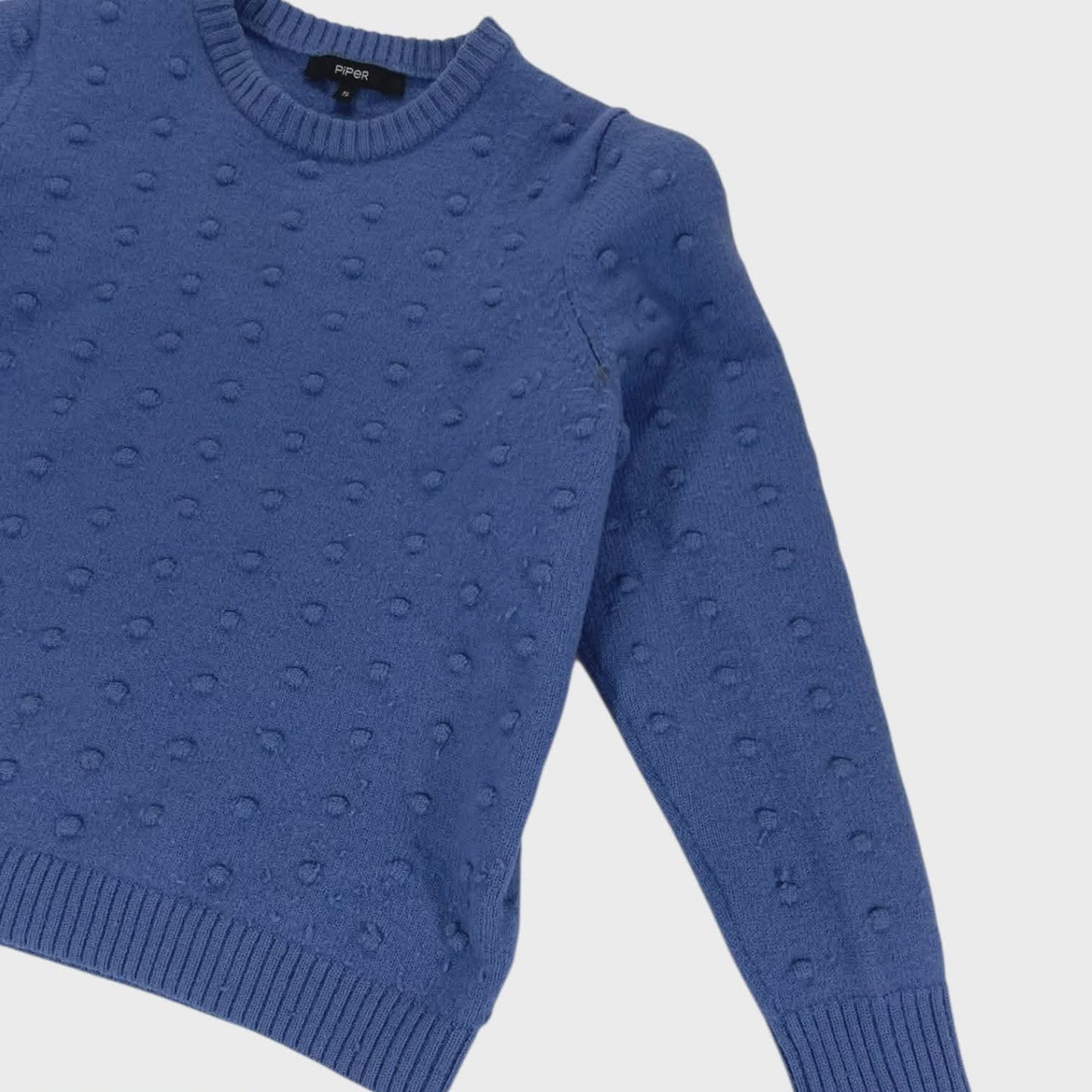 PIPER BLUE KNITTED JUMPER WITH A TEXTURED PATTERN (S)