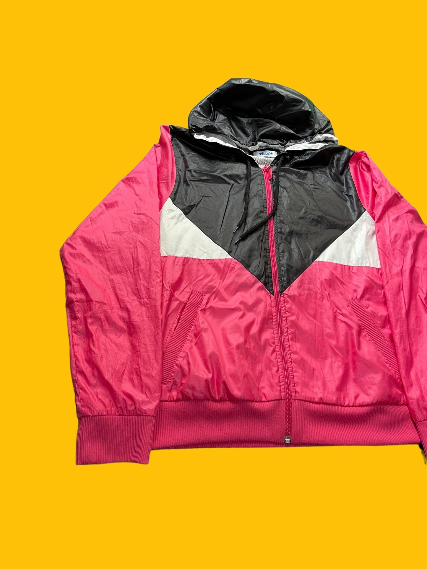 VINTAGE ADIDAS JACKET (S)