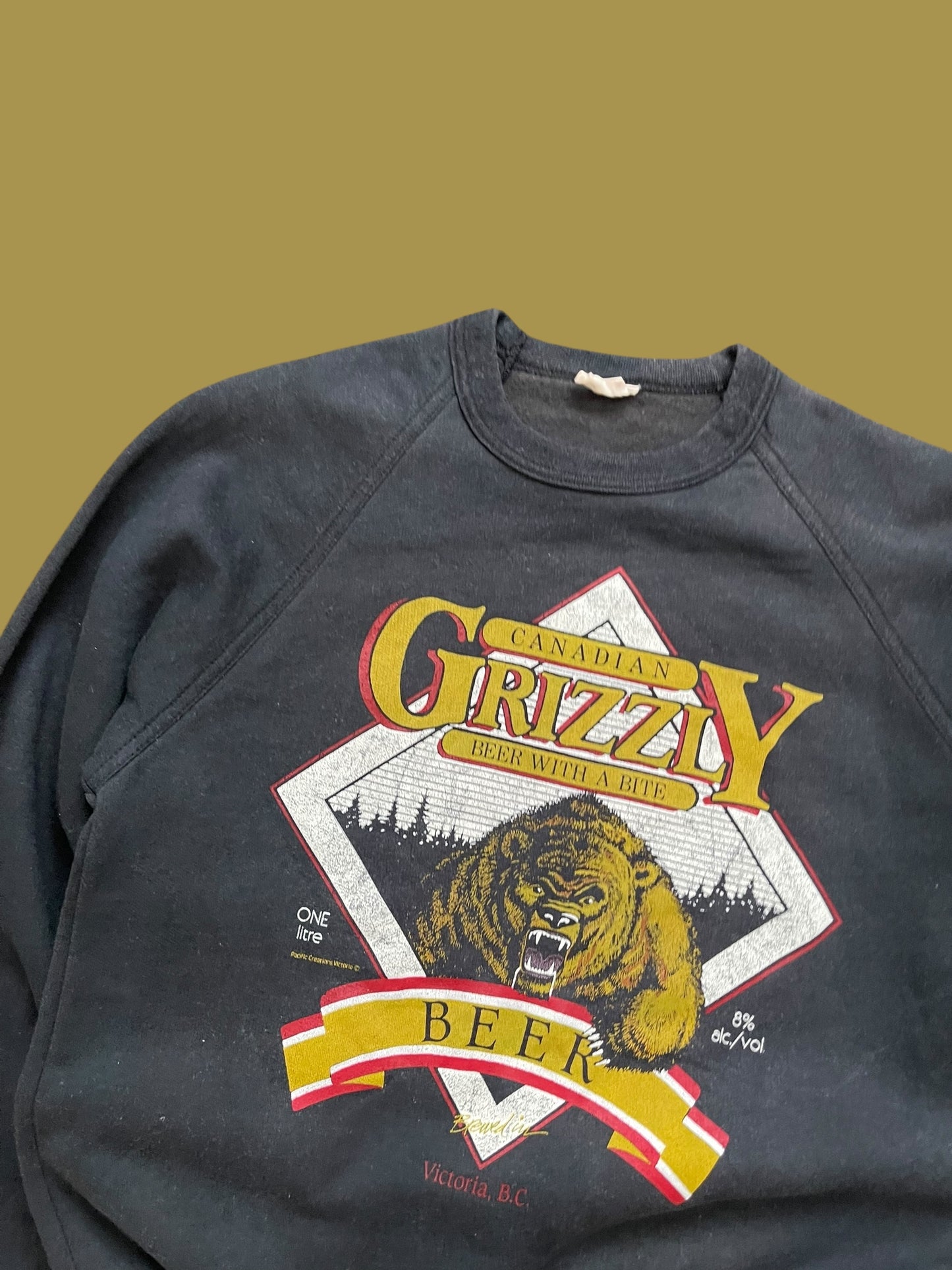 CANADIAN GREEZY BEER (M)