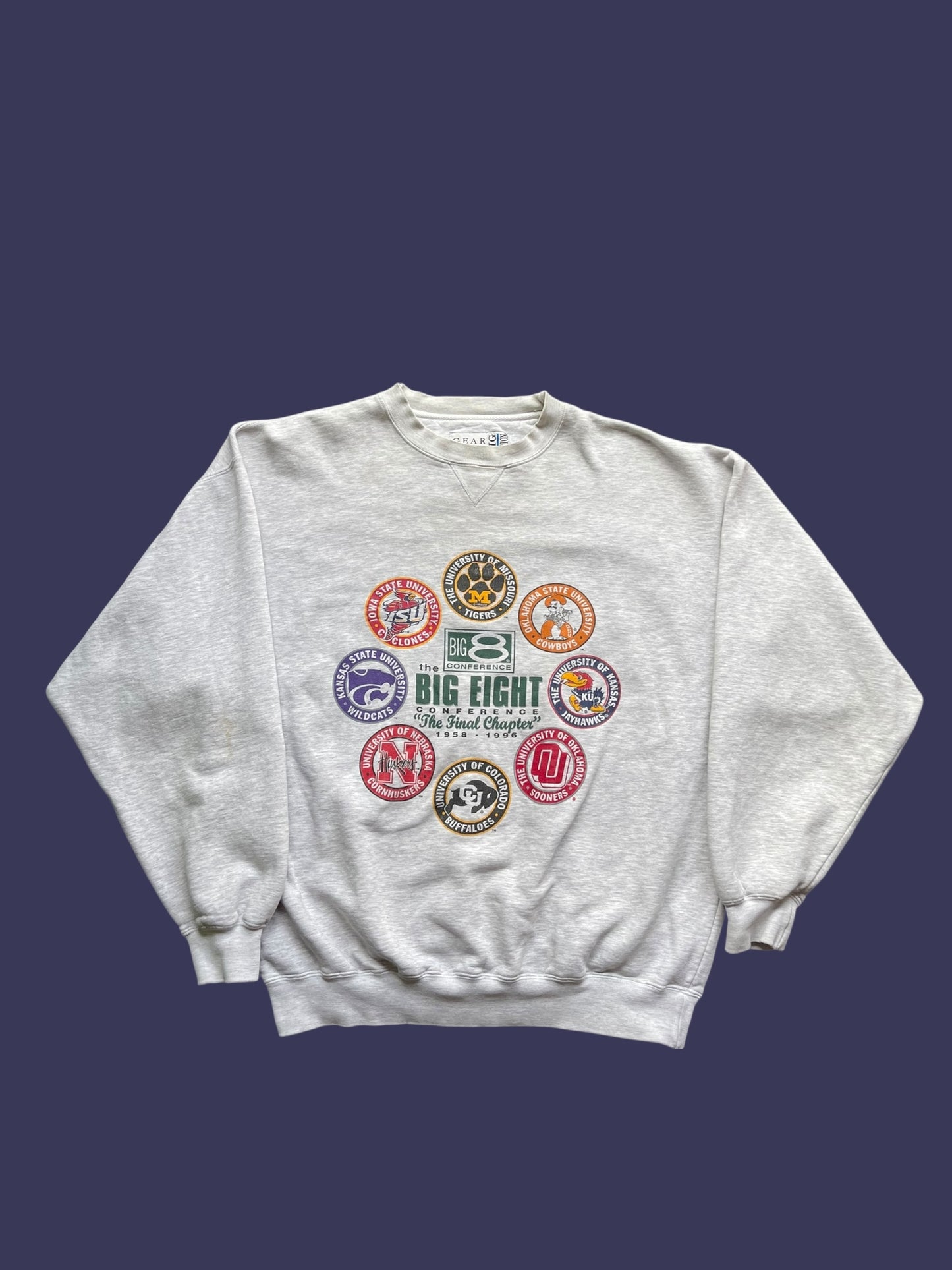 VINTAGE BIG EIGHT CONFERENCE CREWNECK (XL)