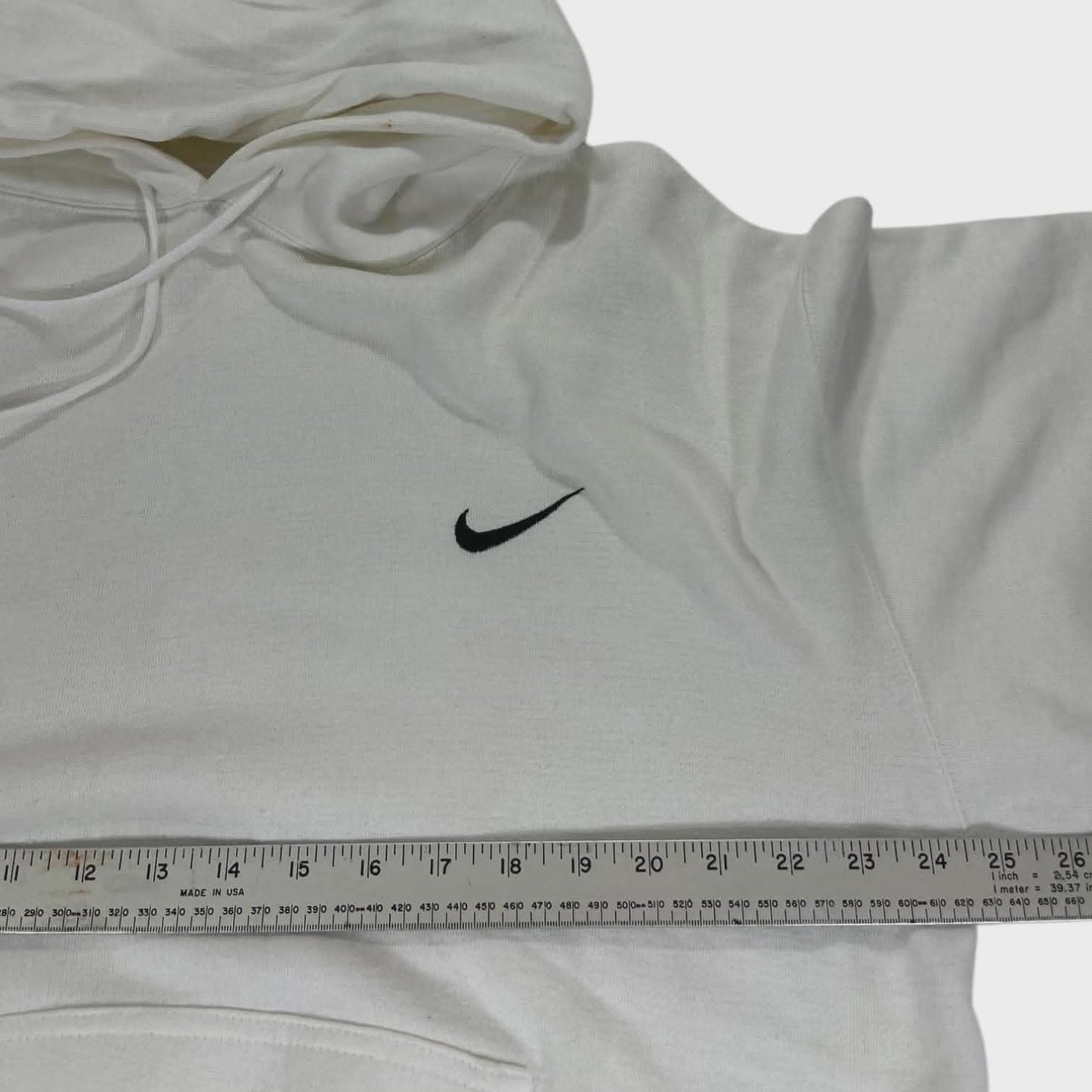 VINTAGE NIKE WHITE EMBROIDERED SWOOSH HOODIE (L)