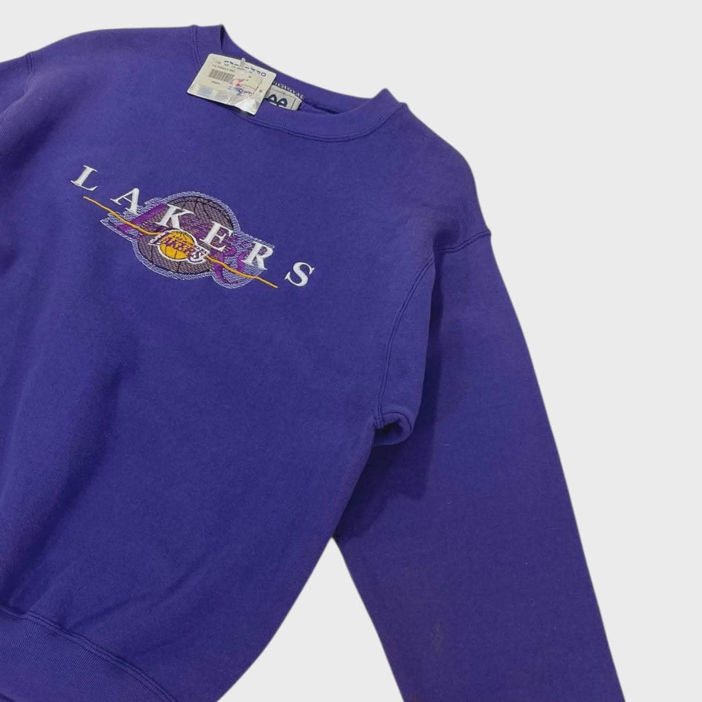 VINTAGE LEE PURPLE LOS ANGELES LAKERS CREWNECK SWEATSHIRT (M)