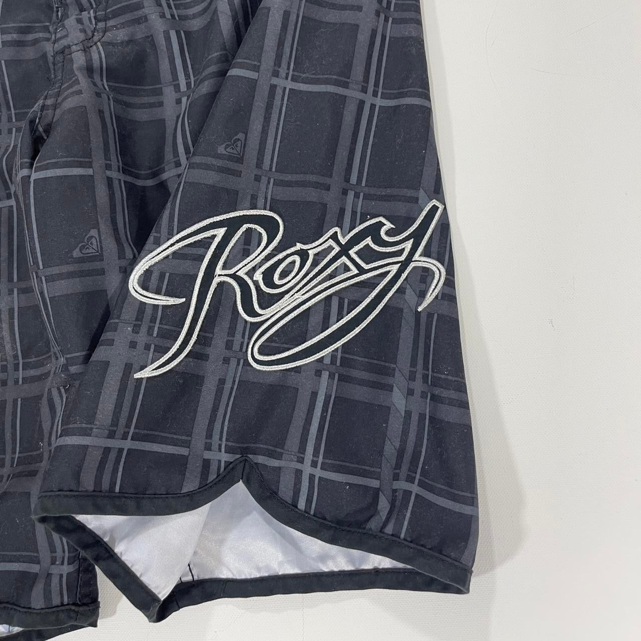 Roxy grey & black plaid