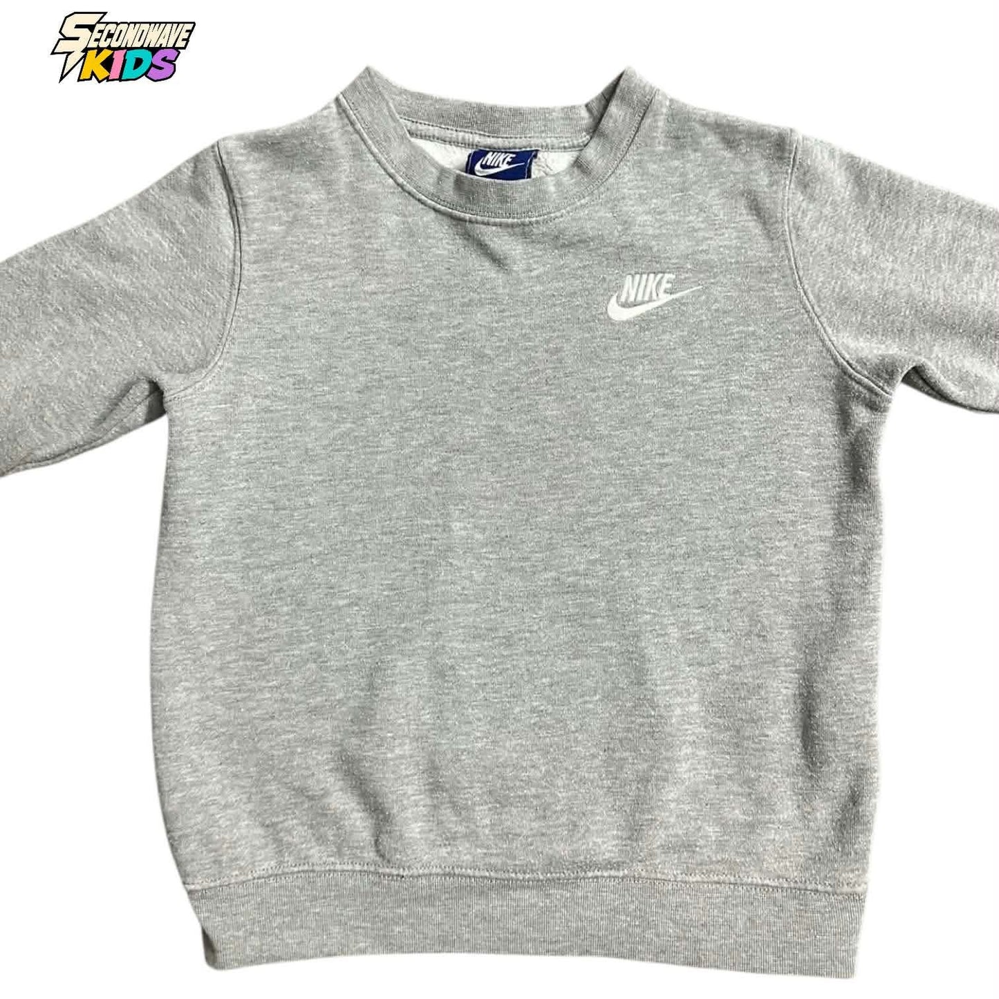 NIKE GREY CREWNECK SWEATSHIRT (6 YRS)