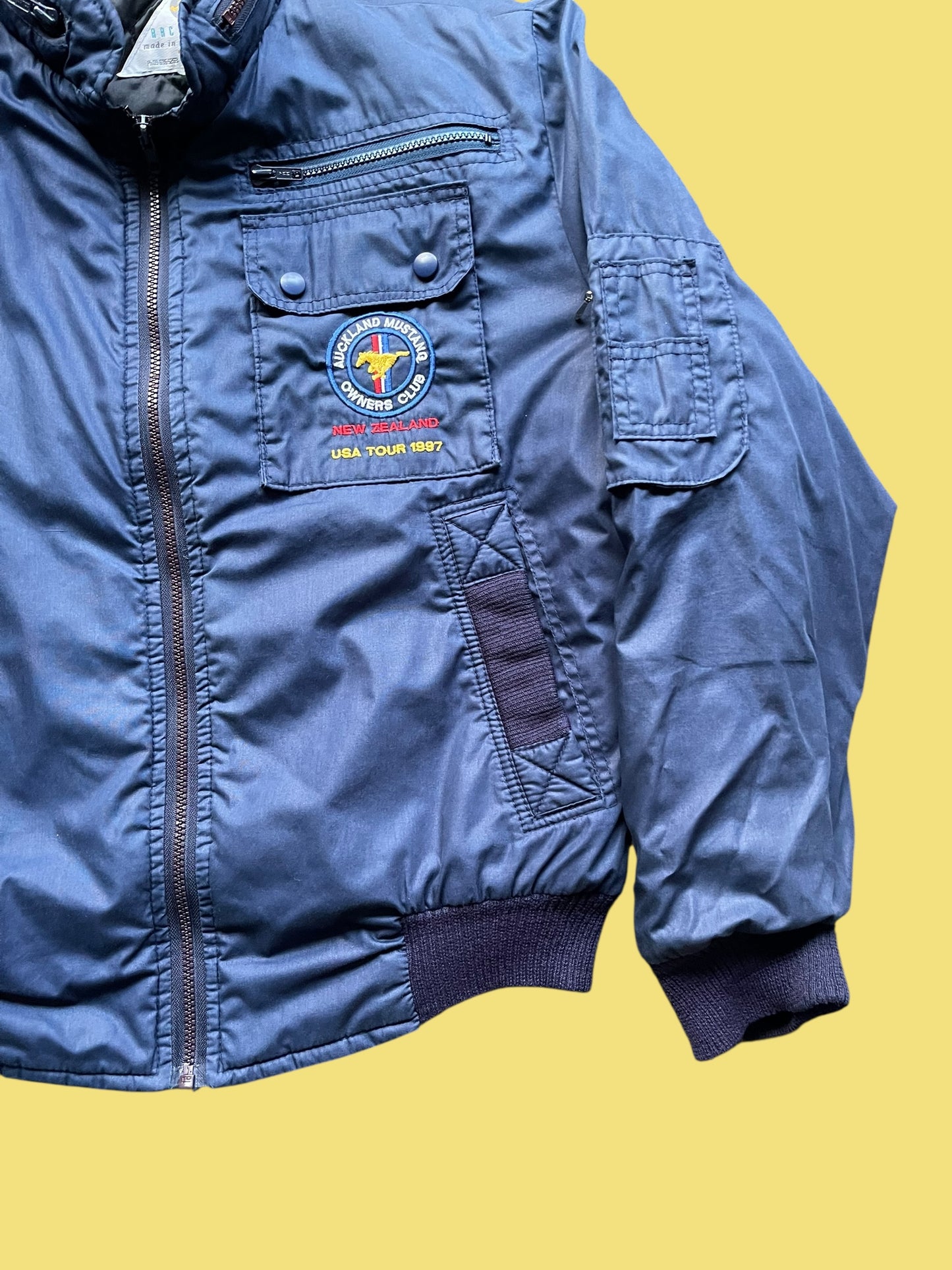 VINTAGE AUCKLAND MUSTANG OWNERS CLUB USA TOUR 1997 (S/M)