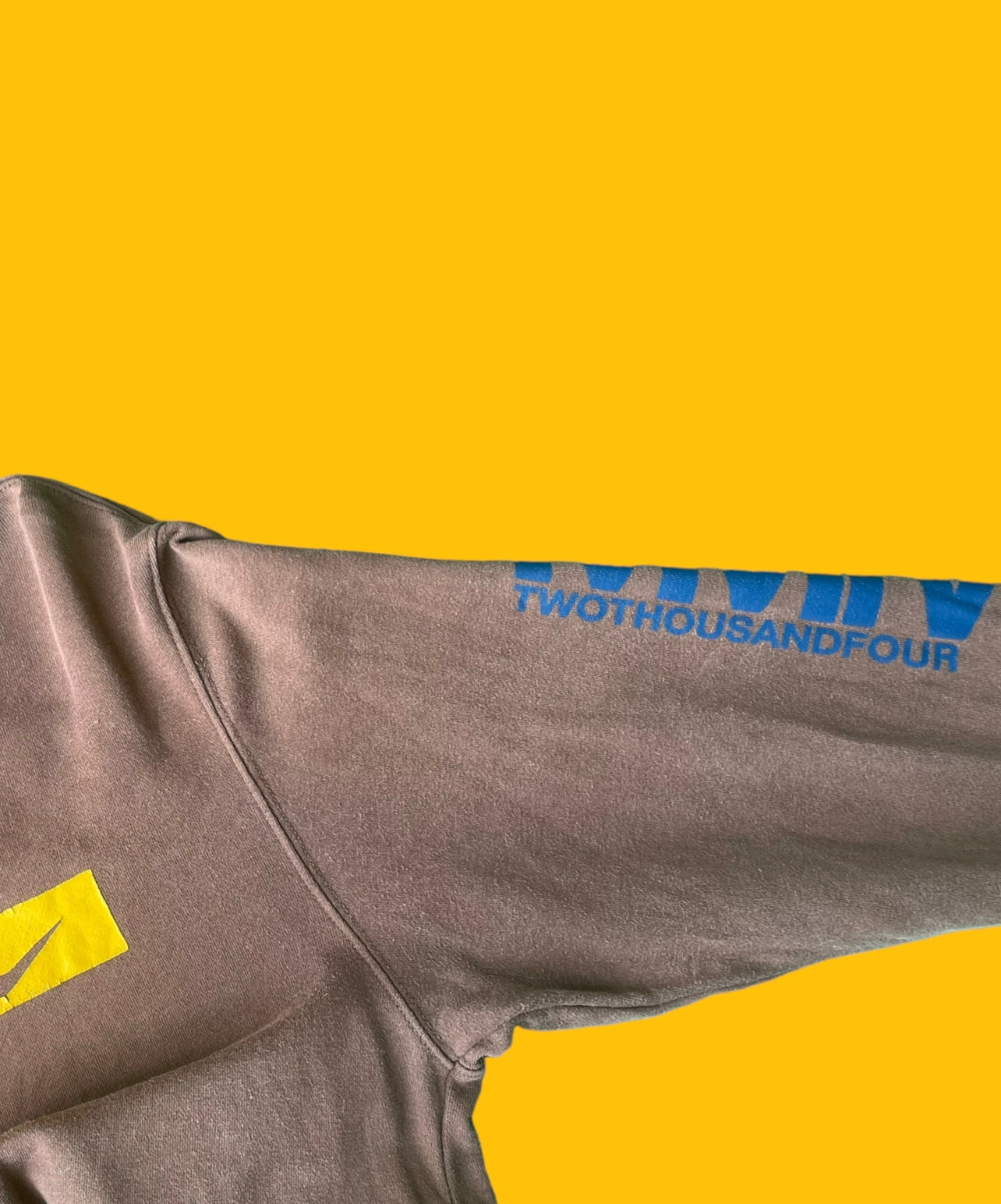 VINTAGE BROWN NIKE CREWNECK (M/L)