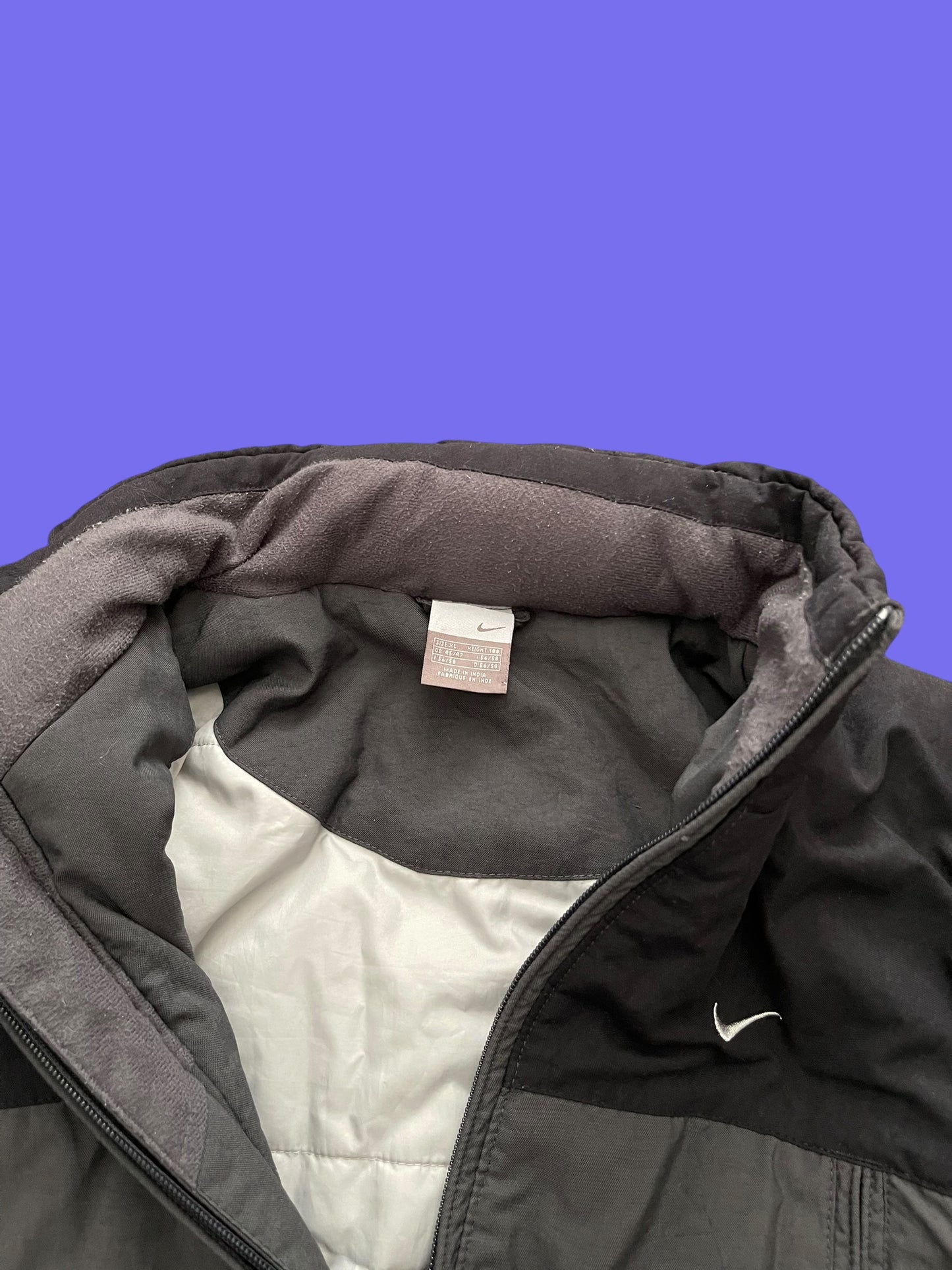 VINTAGE NIKE PUFFER JACKET (XL)