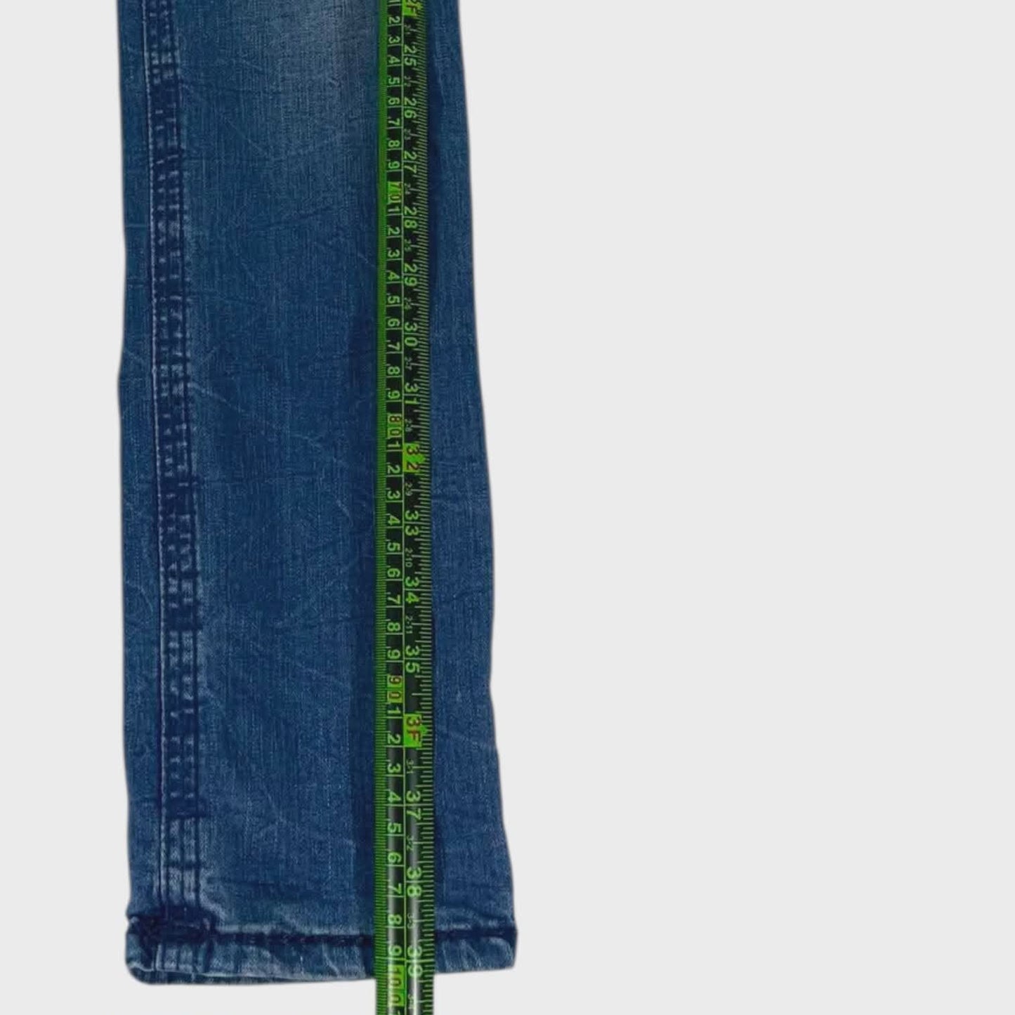 Y2K NEW LONDON LOW RISE BLUE JEANS WITH STUDDED CROSS DESIGN (32)