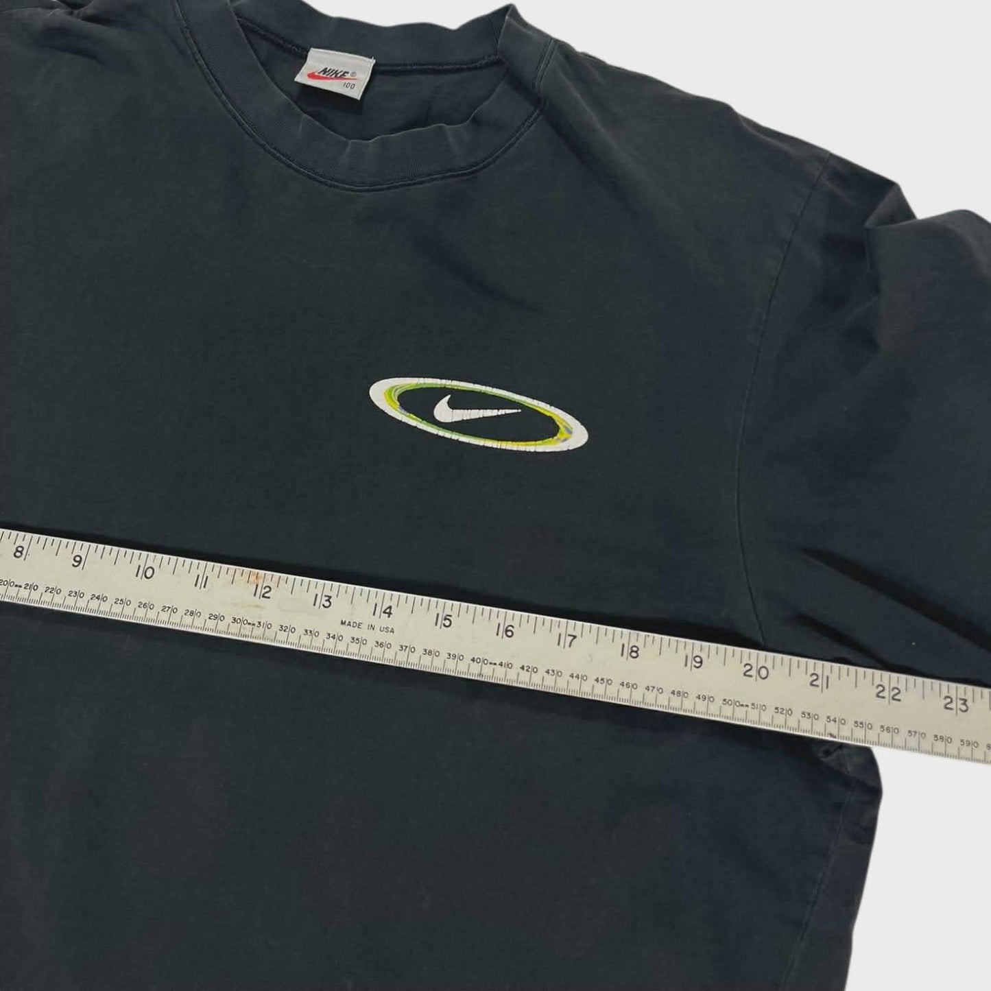 NIKE BLACK VINTAGE 90S TEE (M-L)