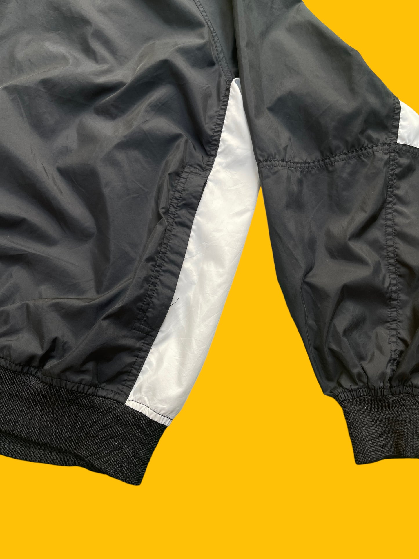 VINTAGE NIKE PULLOVER (L)