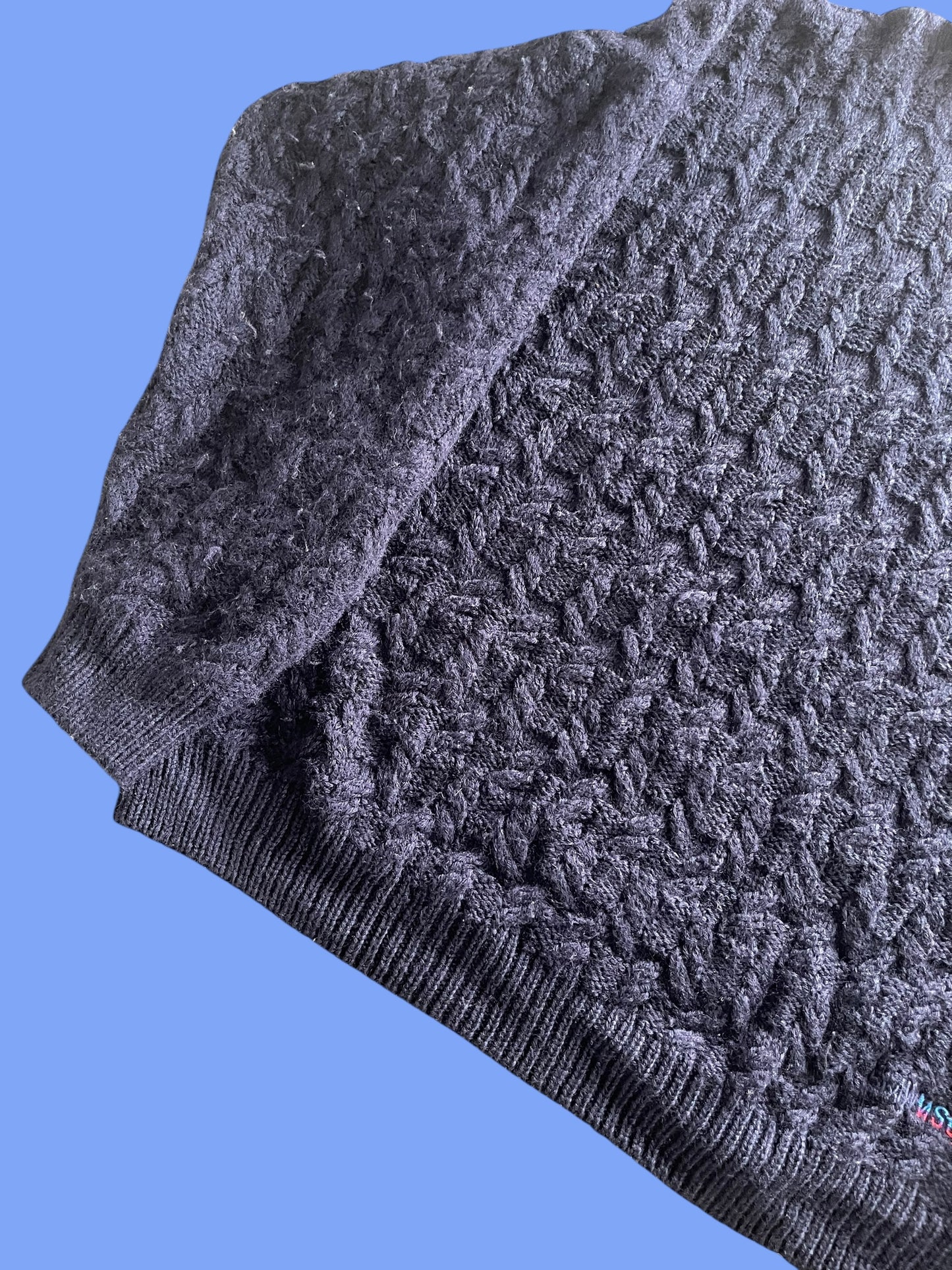 VINTAGE 100% WOOL MADE IN NZ KNIT SWEATER (L)