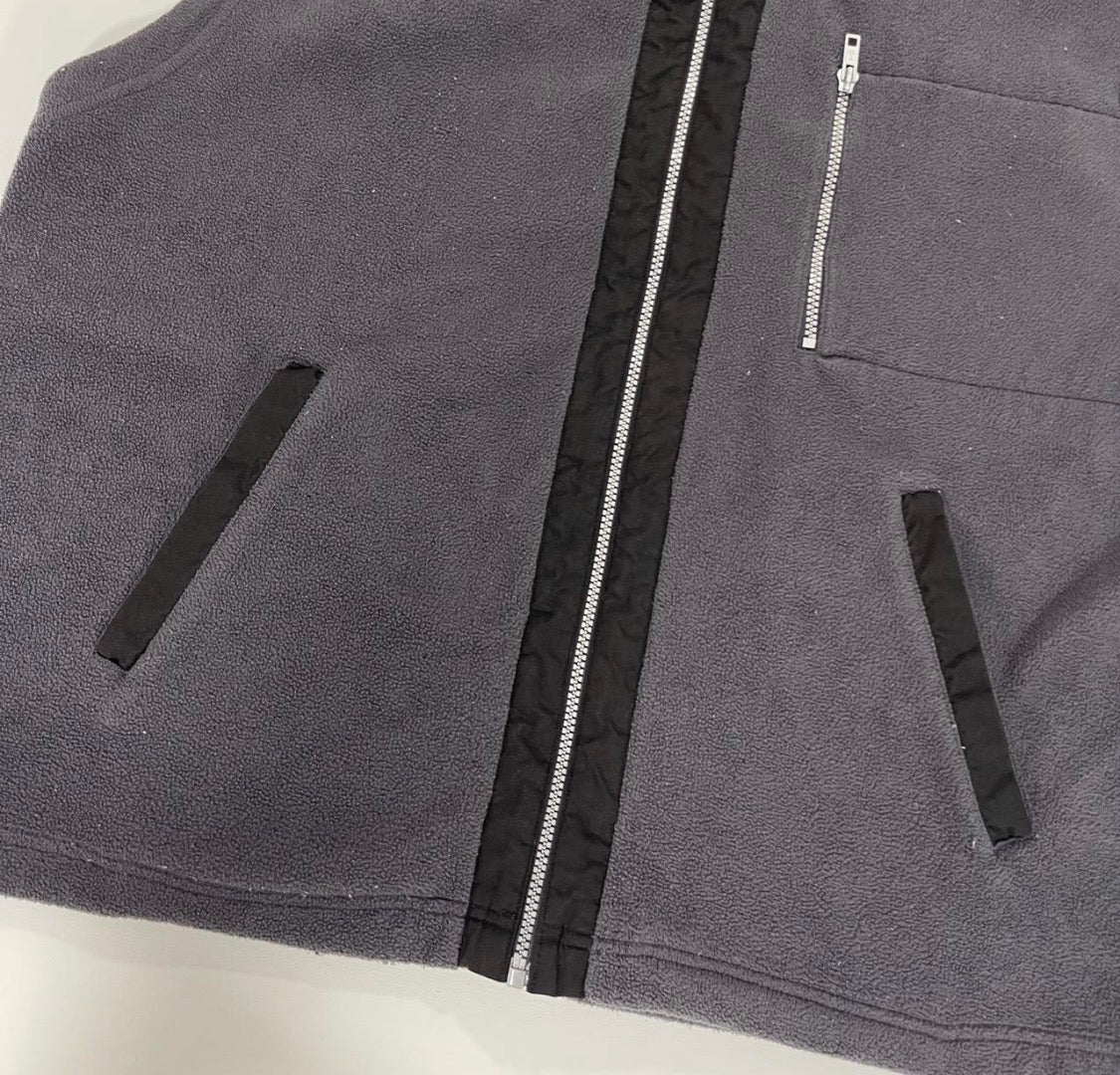 Y2K GREY CHISEL FLEECE VEST WITH BLACK ACCENTS (L-XL)