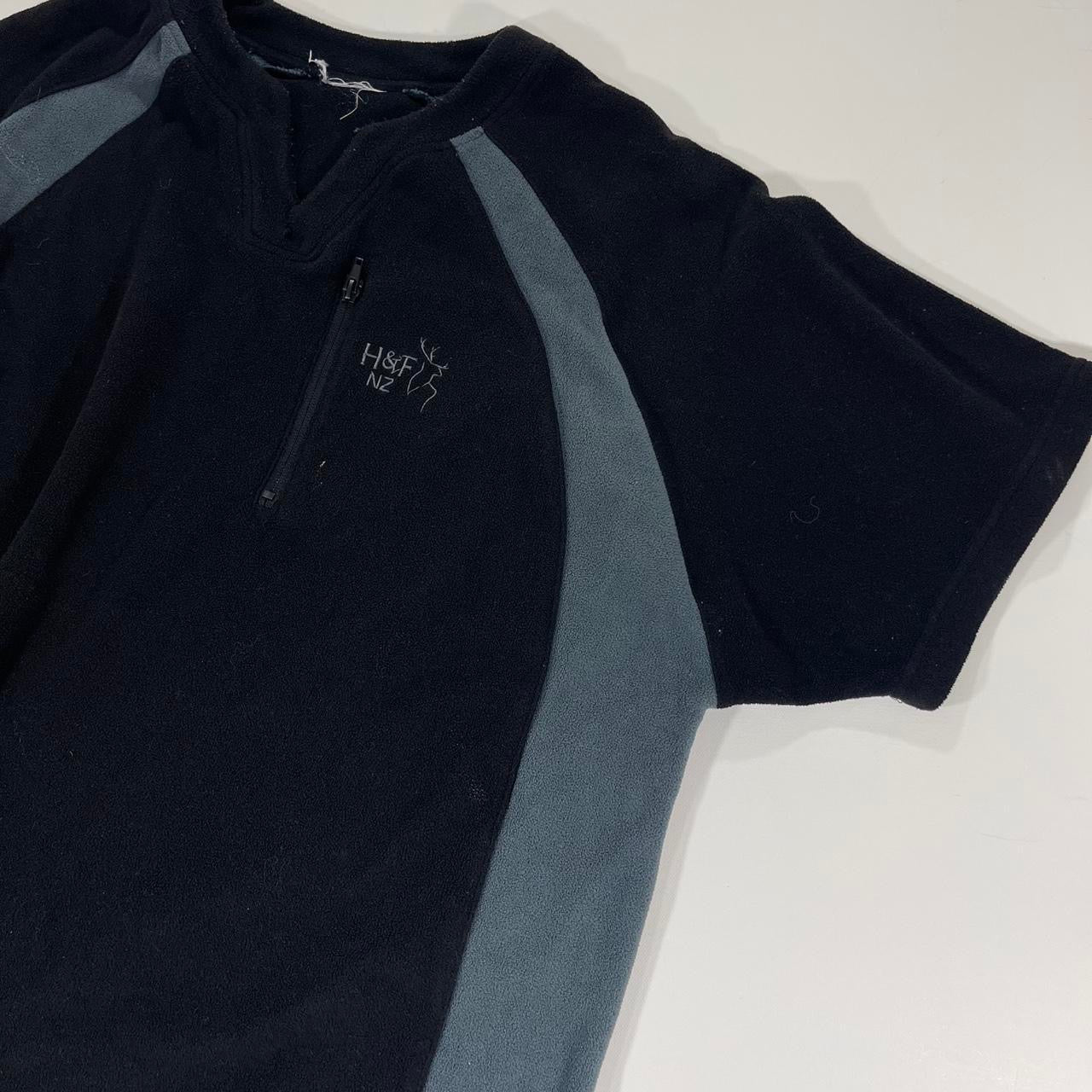 HUNTING AND FISHING QUARTER ZIP SHIRT FLEECE (L-XL)