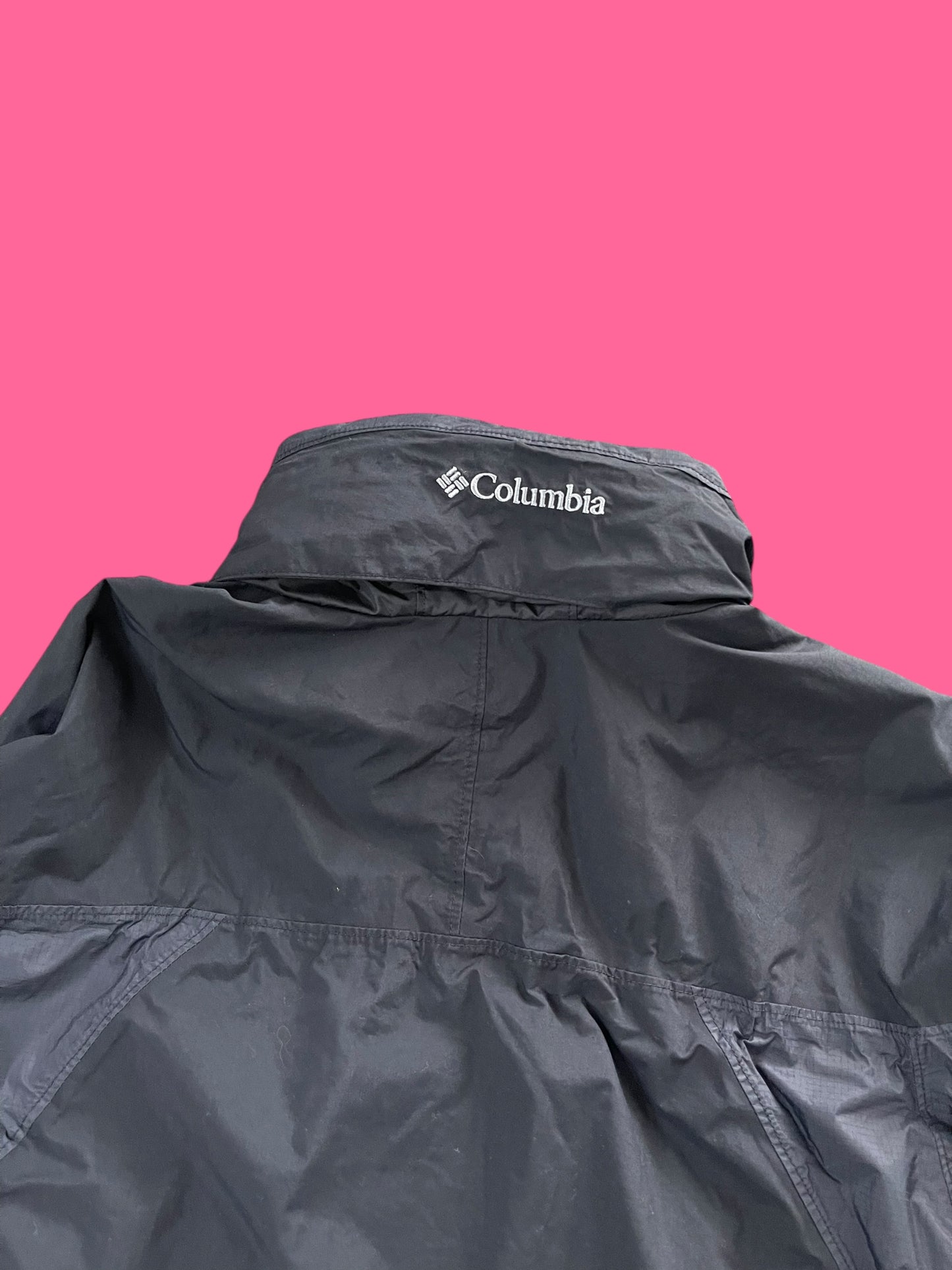 VINTAGE WATERPROOF COLUMBIA JACKET (M TO L)