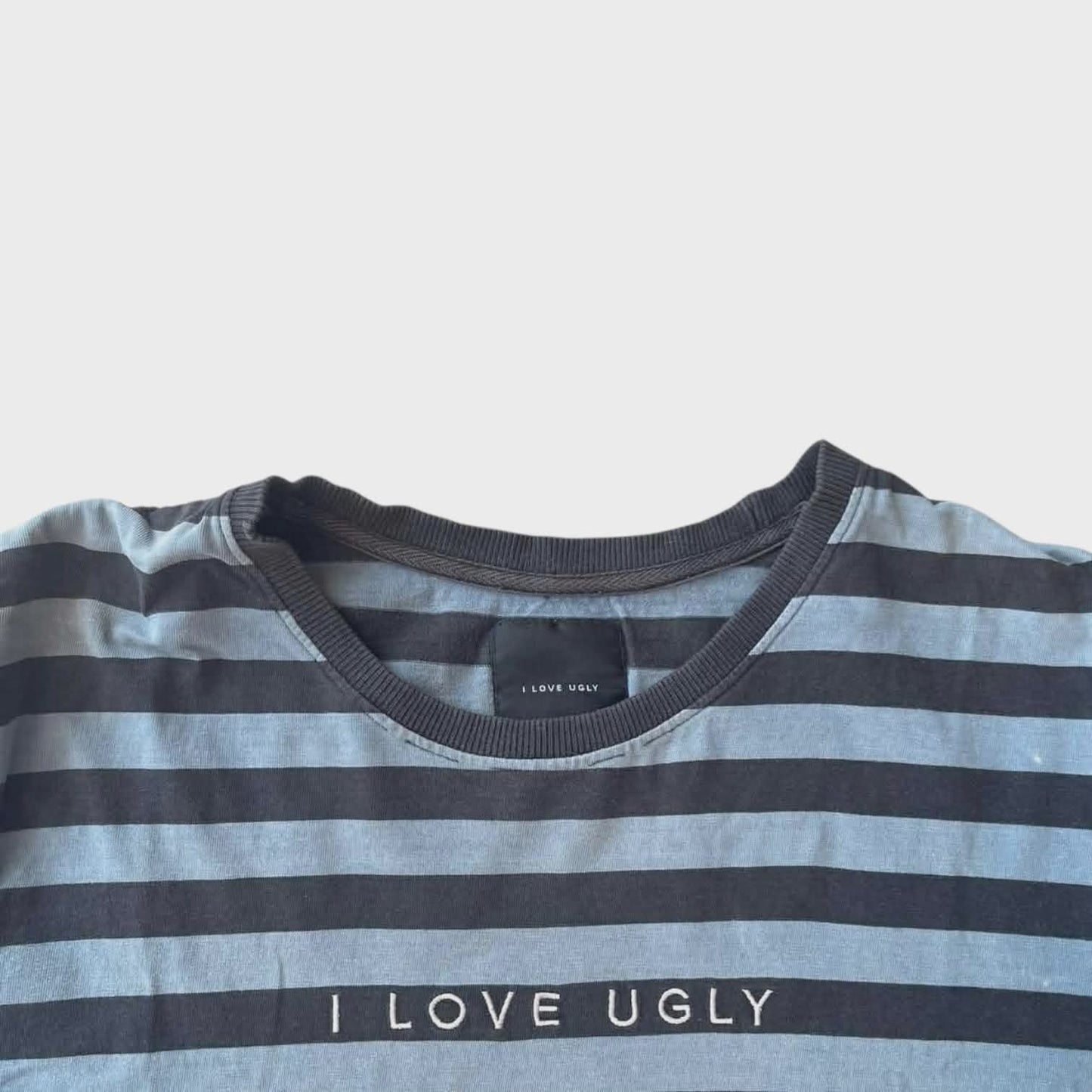 CLASSIC I LOVE UGLY ESSENTIAL SHIRT (L)