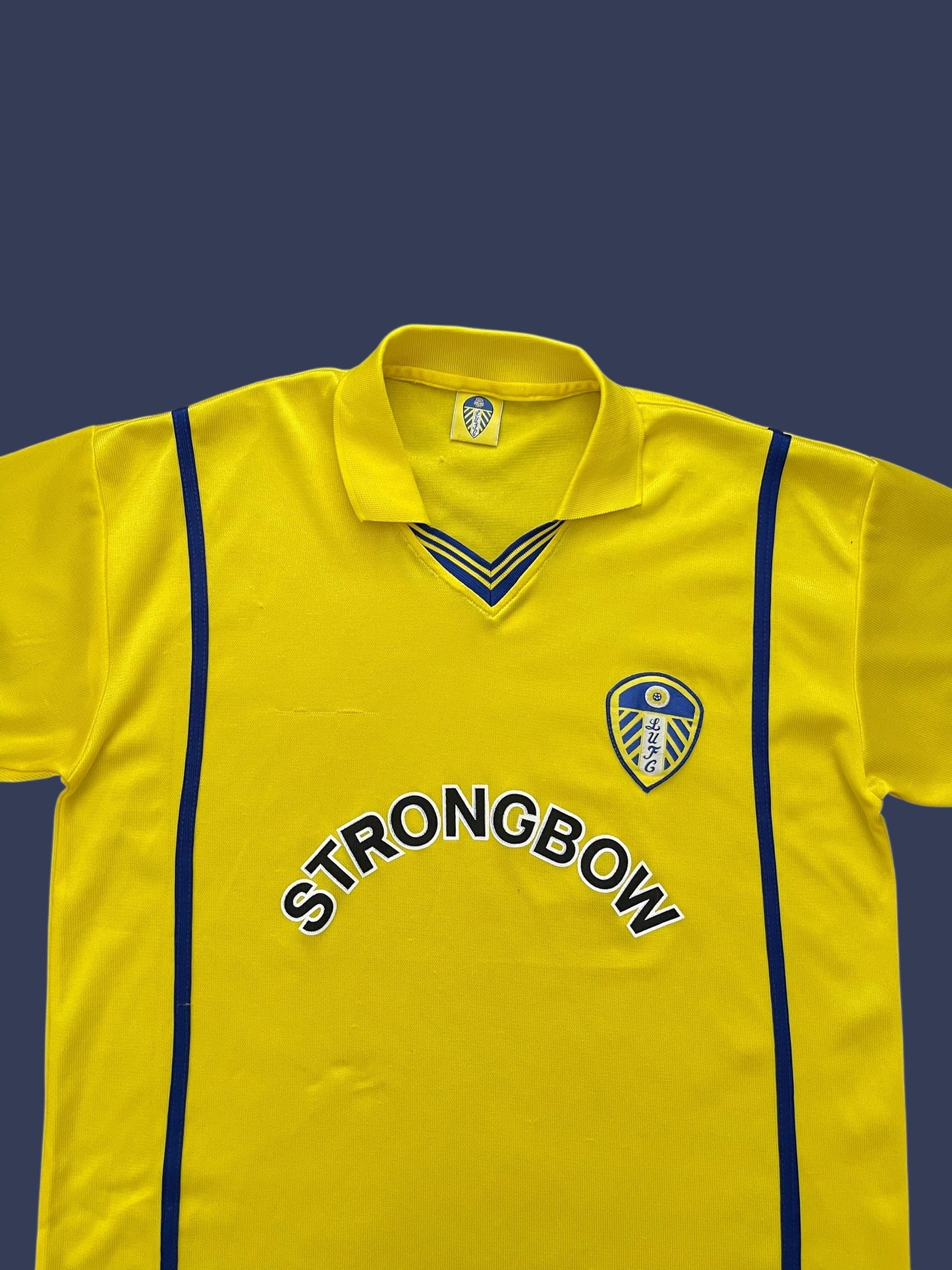 LUFC STRONGBOW KIT (L)