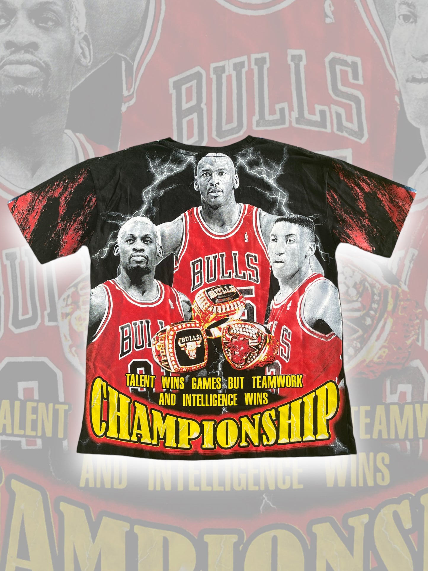 BOOTLEG AOP BULLS SHIRT (L)