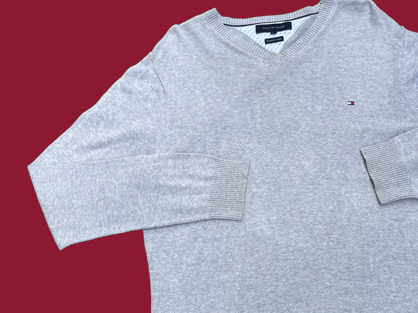 TOMMY HILFIGER SWEATER (L)