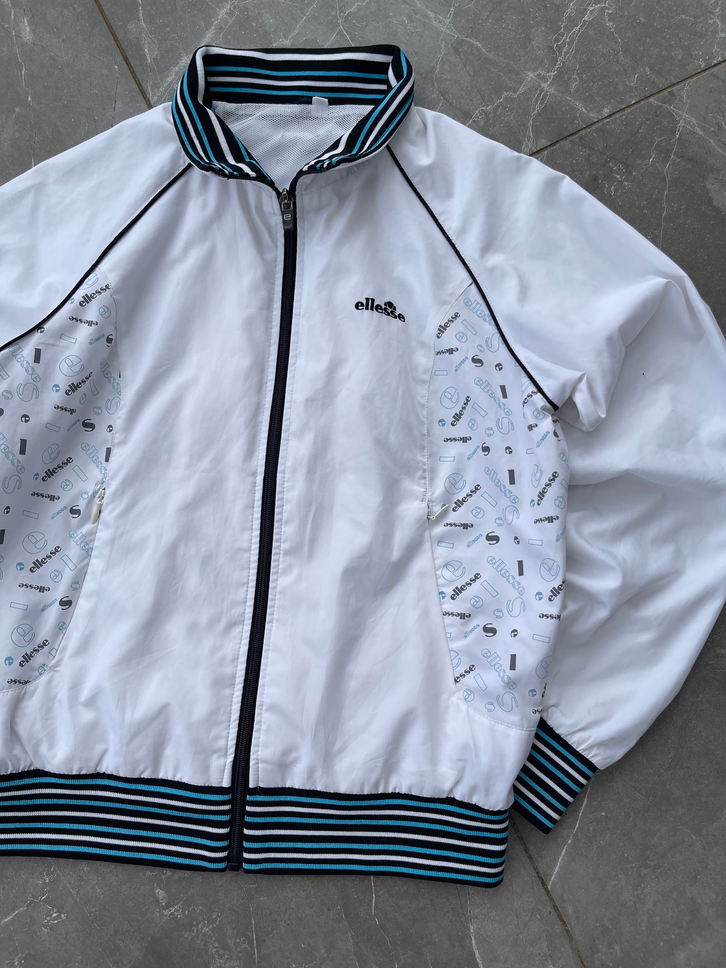 Y2k ELLESSE JACKET (M)