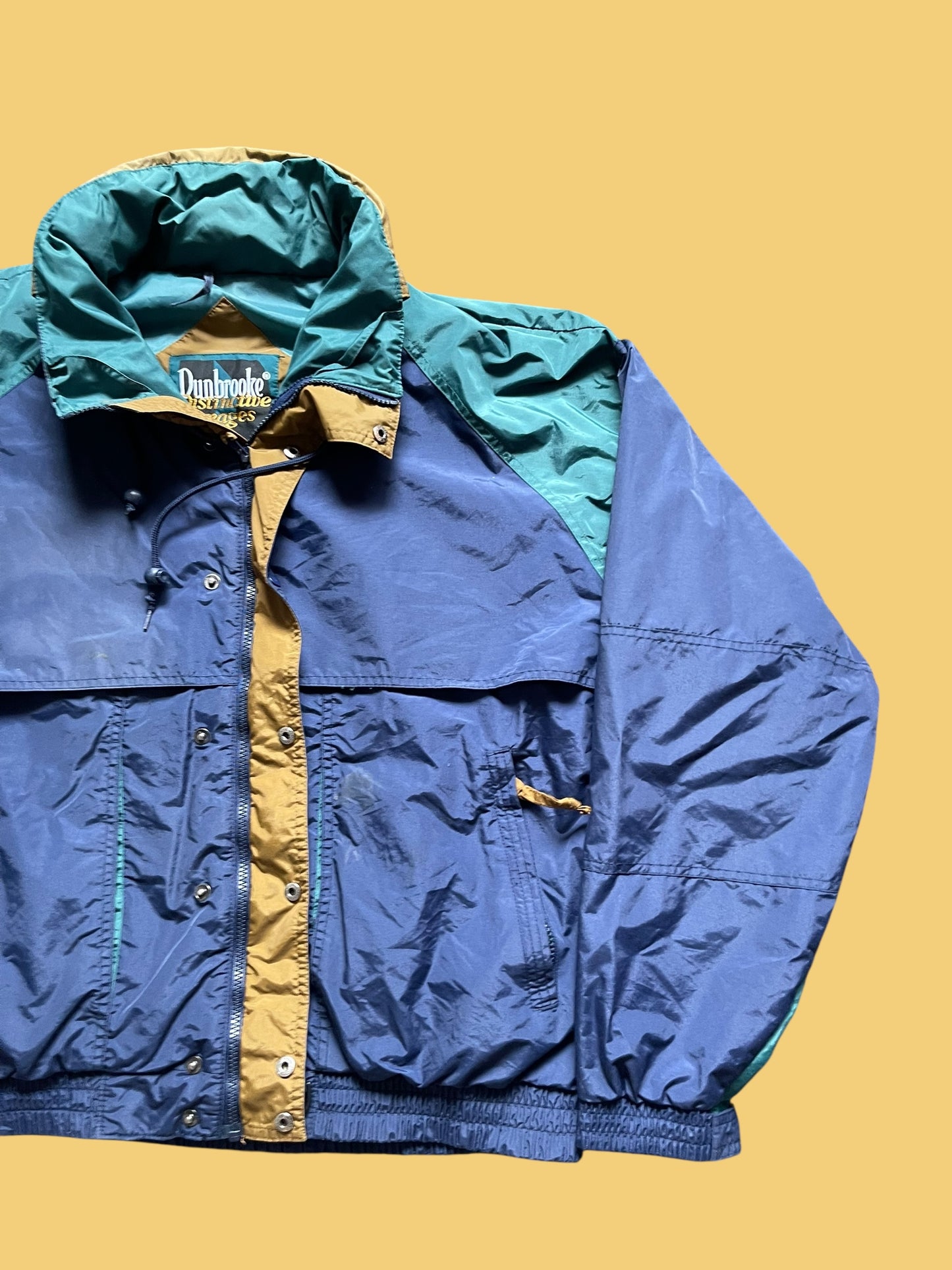 VINTAGE DUNBROOK PACKABLE HOOD JACKET (M/L)