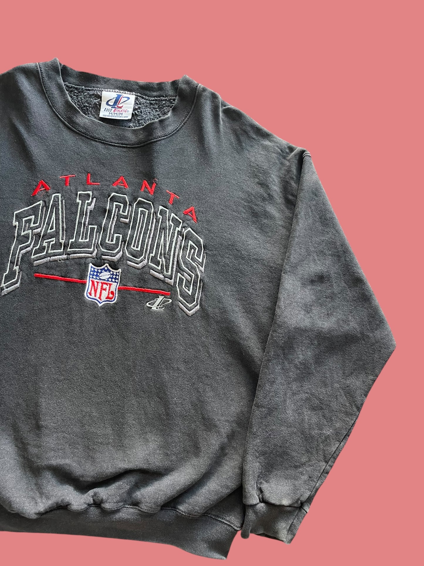 VINTAGE ATLANTA FALCONS CREWNECK (M TO LARGE )