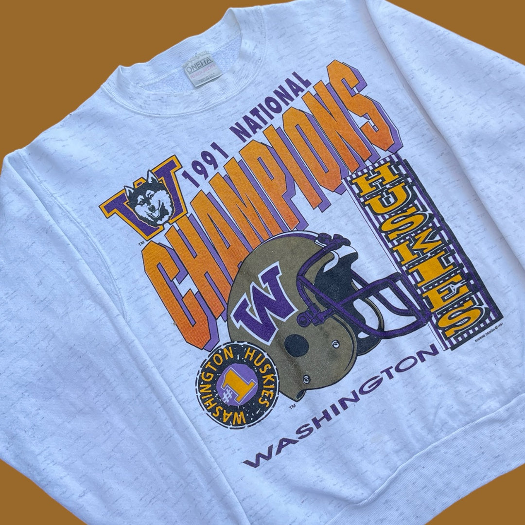 VINTAGE 1991 HUSKIES CHAMPION CREWNECK (M)
