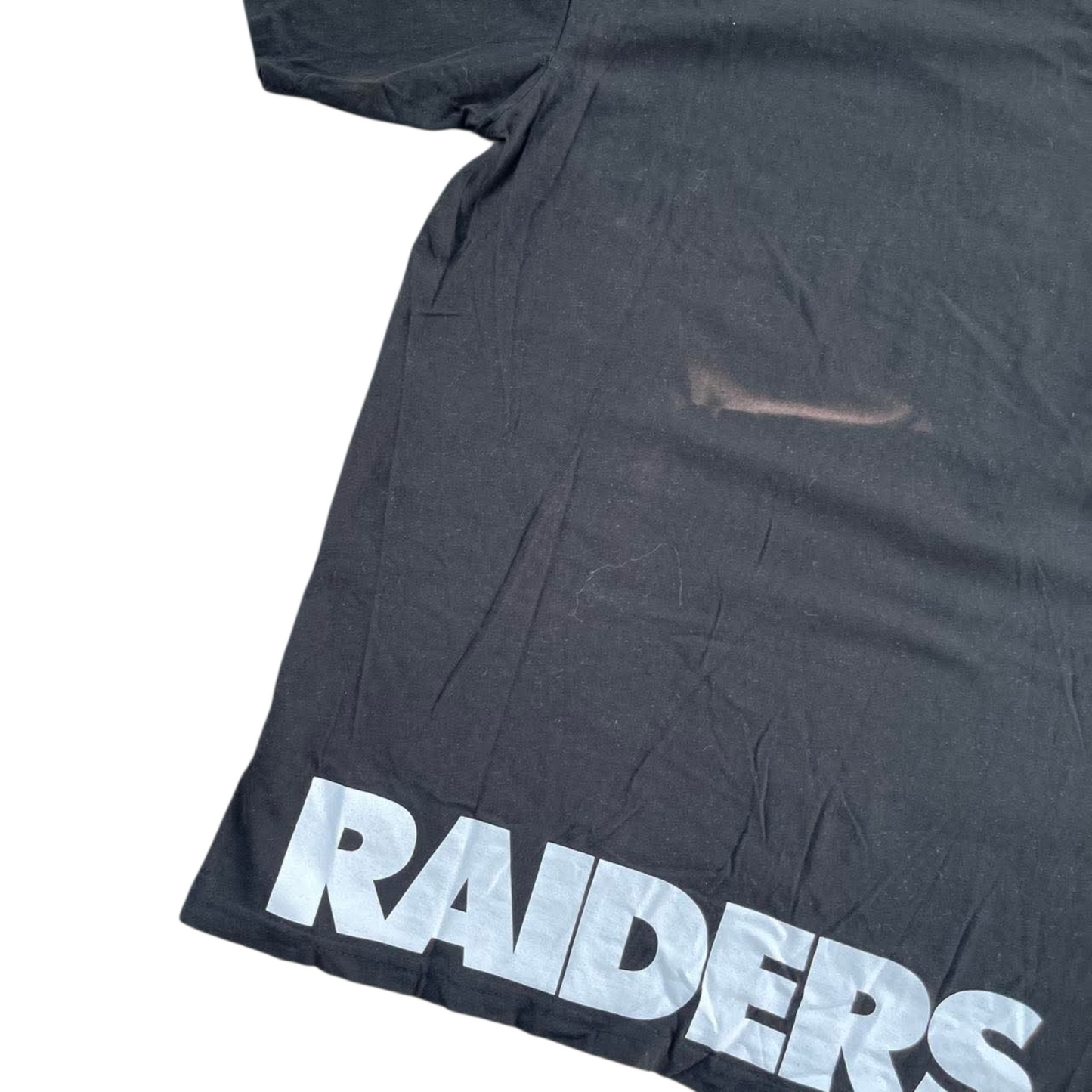 OAKLAND RAIDERS BLACK T-SHIRT WITH WHITE ACCENTS (M)