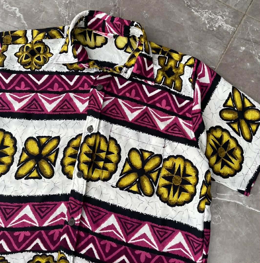 90s A-Z COLLECTION MULTICOLOURED BUTTON UP SHIRT (L)