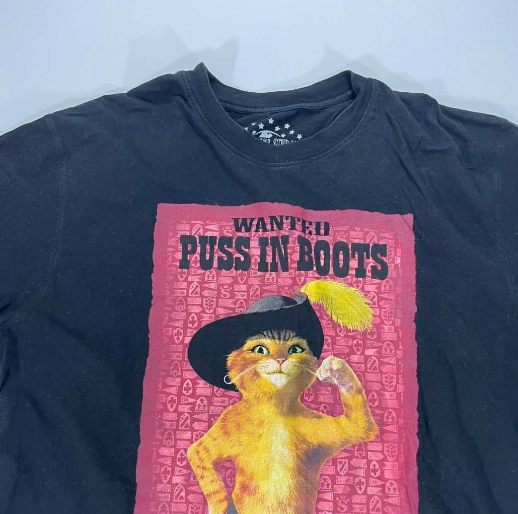 UNIVERSAL STUDIOS SINGAPORE PUSS IN BOOTS (L)
