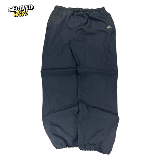 VINTAGE BLACK ADIDAS TRACK PANTS (L)