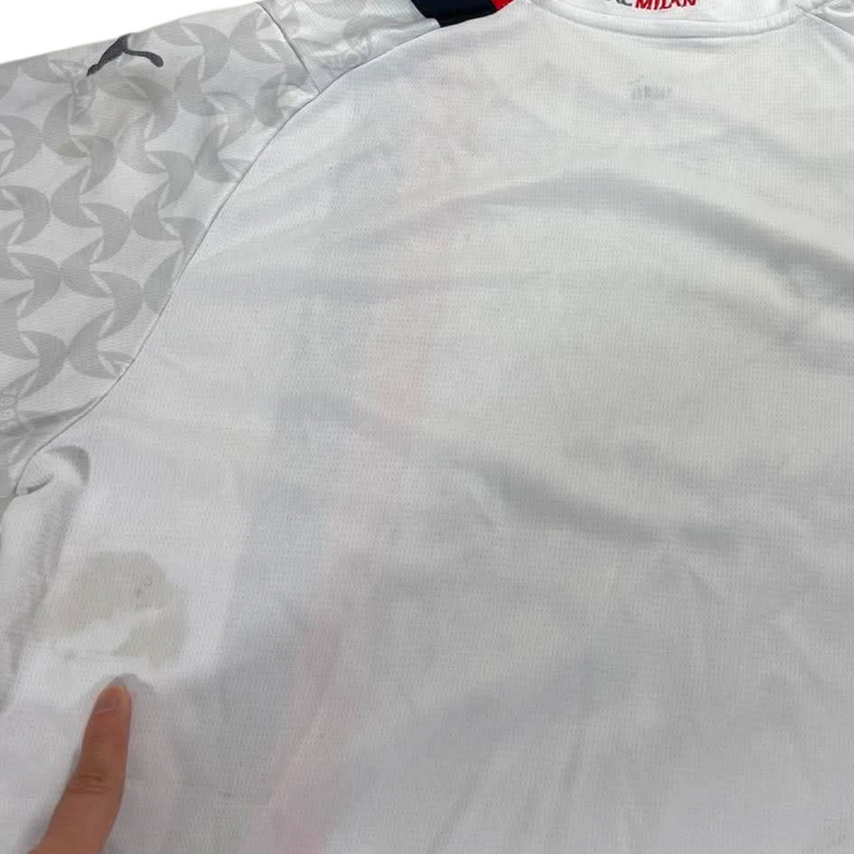 PUMA AC MILAN 2024/25 AWAY JERSEY (S - M)
