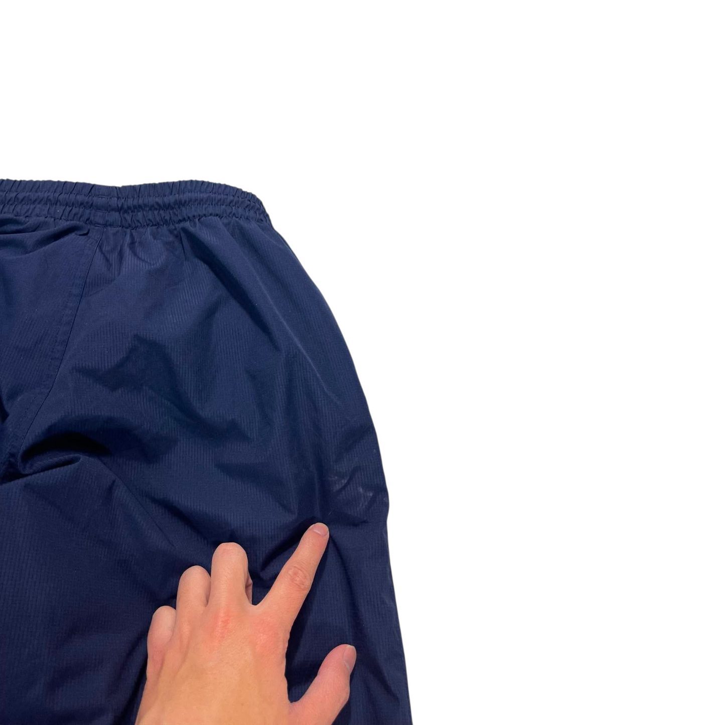 NAVY BLUE NEW BALANCE TRACK PANTS (S)