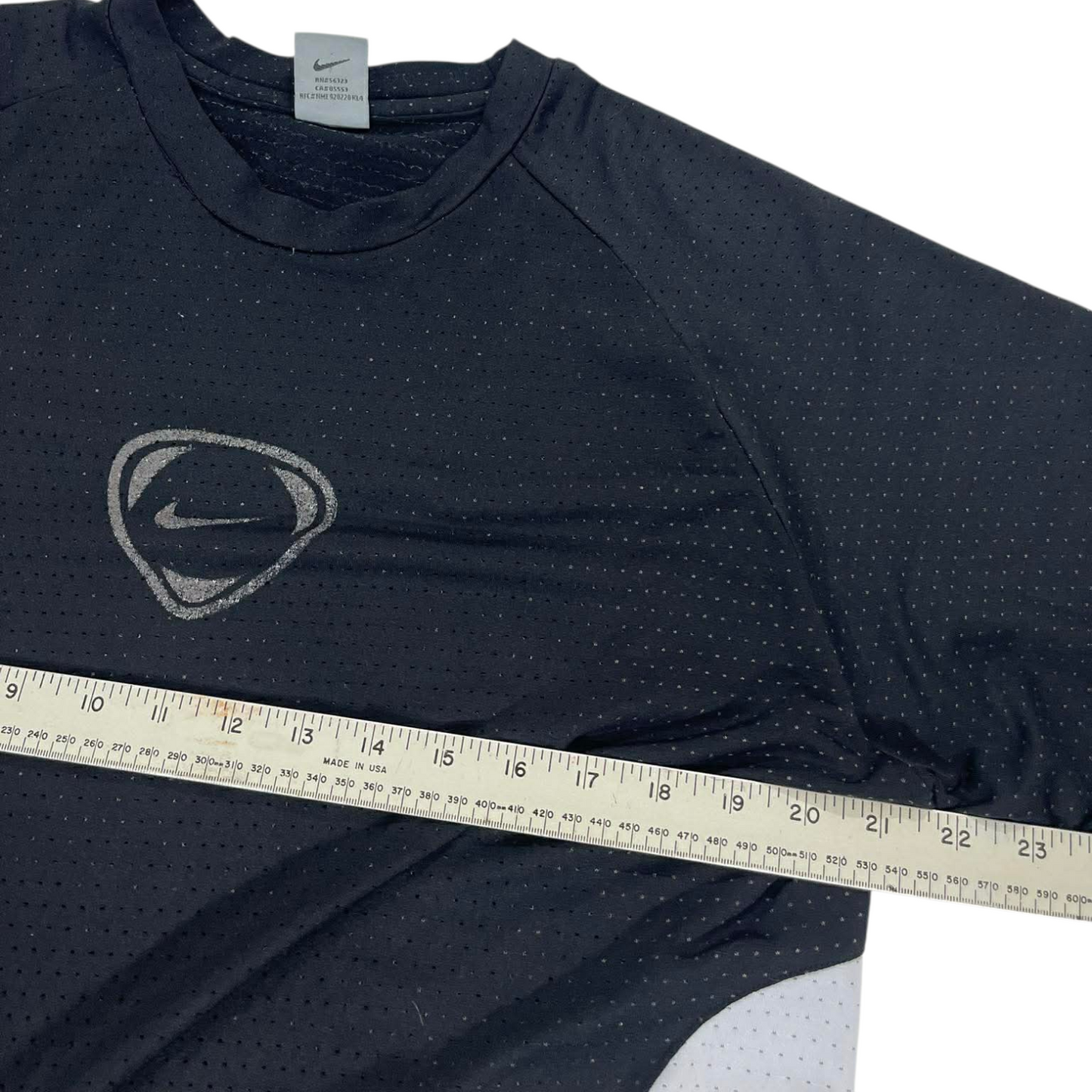 VINTAGE NIKE BLACK DRI-FIT T-SHIRT (L)
