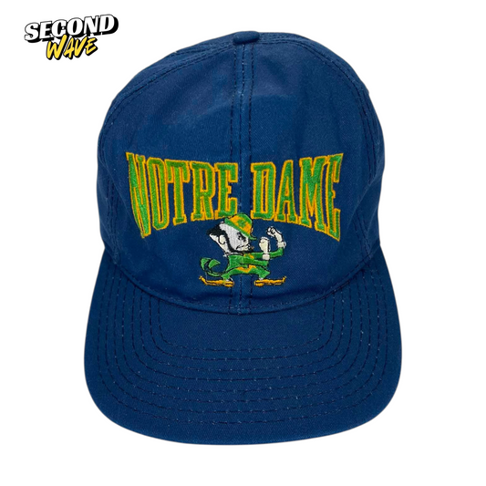 VINTAGE NOTRE DAME FIGHTING IRISH BLUE SNAPBACK HAT (OSFA)