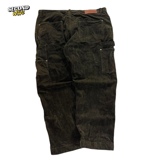 RPM MDF CO. GREEN CORDUROY CARPENTER PANTS (34)