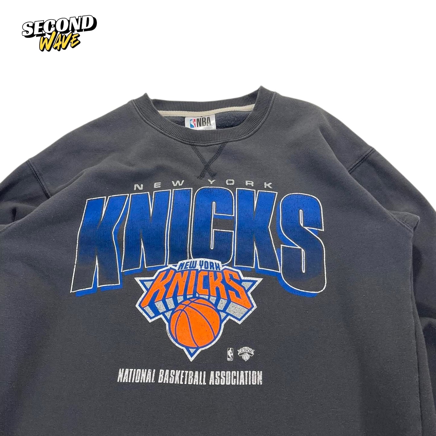 NEW YORK KNICKS FADED BLACK CREWNECK (M)