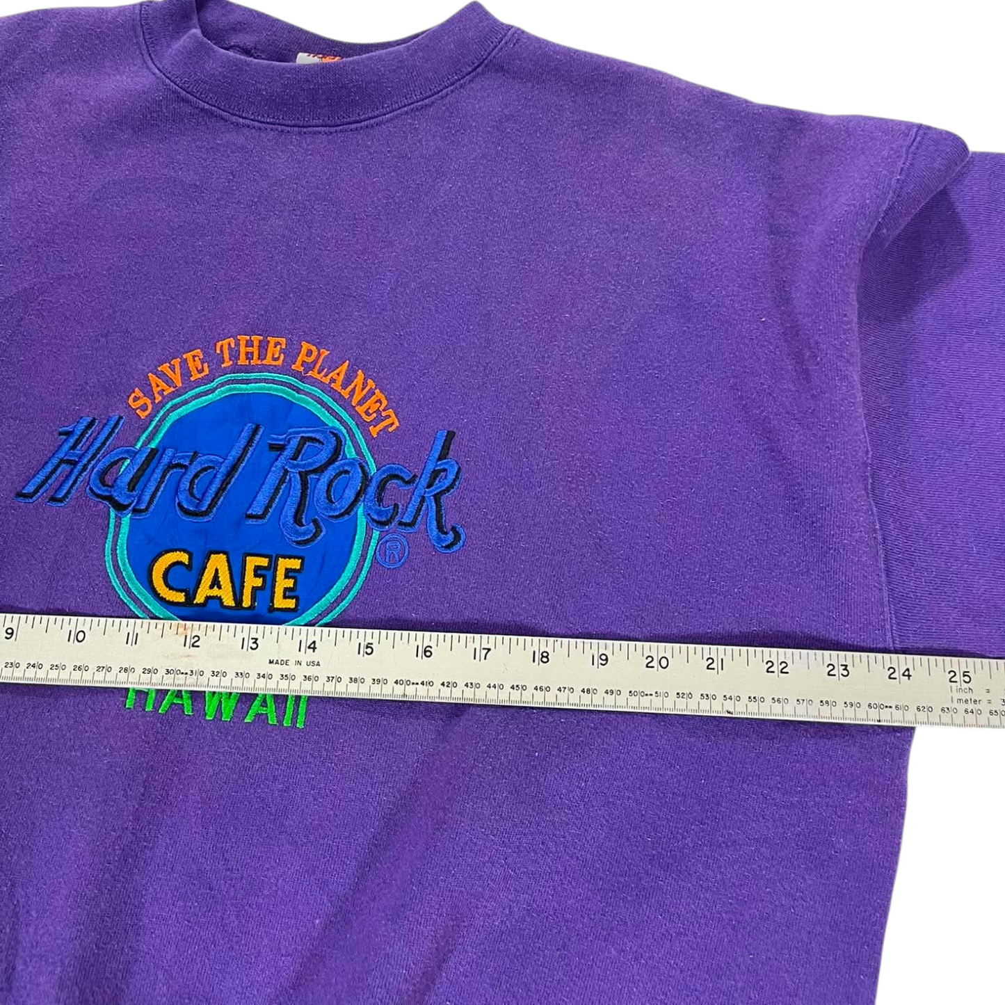 VINTAGE EMBROIDERED HARD ROCK CAFE PURPLE SWEATSHIRT (L)